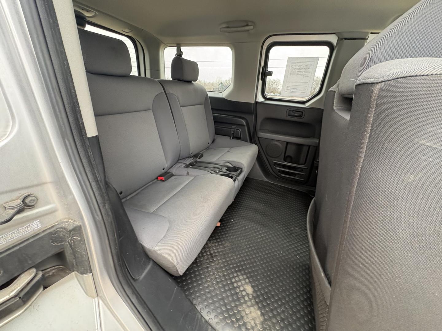 2008 Honda Element EX 2WD AT (5J6YH18798L) with an 2.4L L4 DOHC 16V engine, 5-Speed Automatic Overdrive transmission, located at 17255 hwy 65 NE, Ham Lake, MN, 55304, 0.000000, 0.000000 - Photo#13