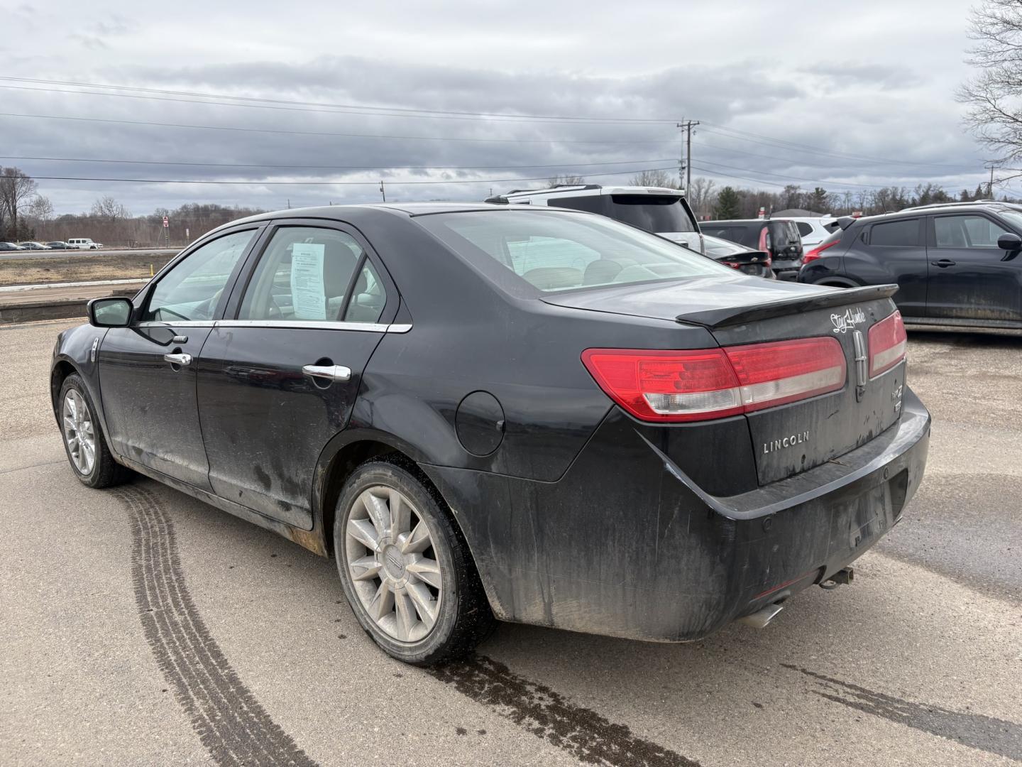 2010 Black Lincoln MKZ (3LNHL2JC7AR) , located at 17255 hwy 65 NE, Ham Lake, MN, 55304, 0.000000, 0.000000 - Photo#2