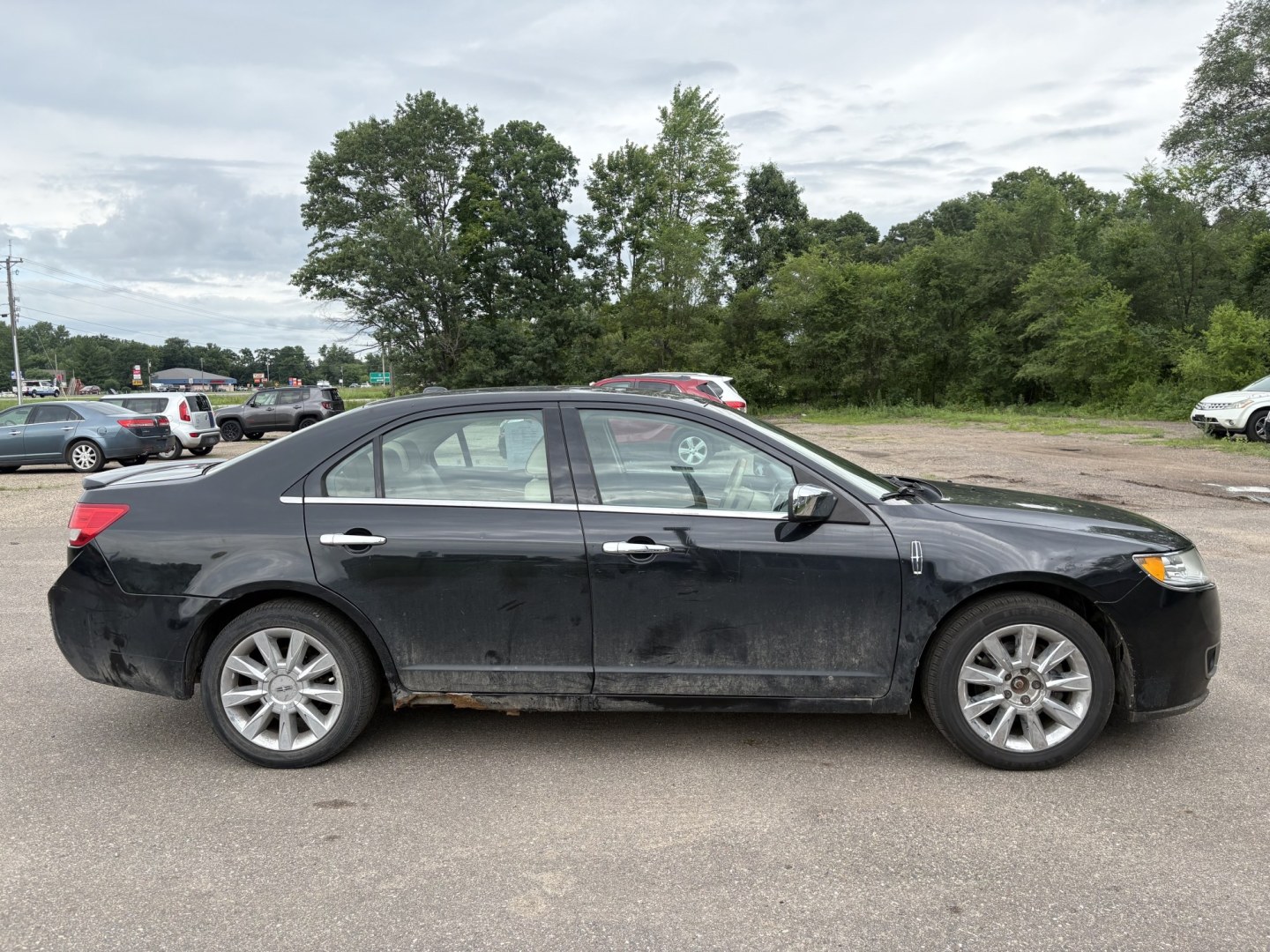 2010 Black Lincoln MKZ (3LNHL2JC7AR) , located at 17255 hwy 65 NE, Ham Lake, MN, 55304, 0.000000, 0.000000- Photo#5