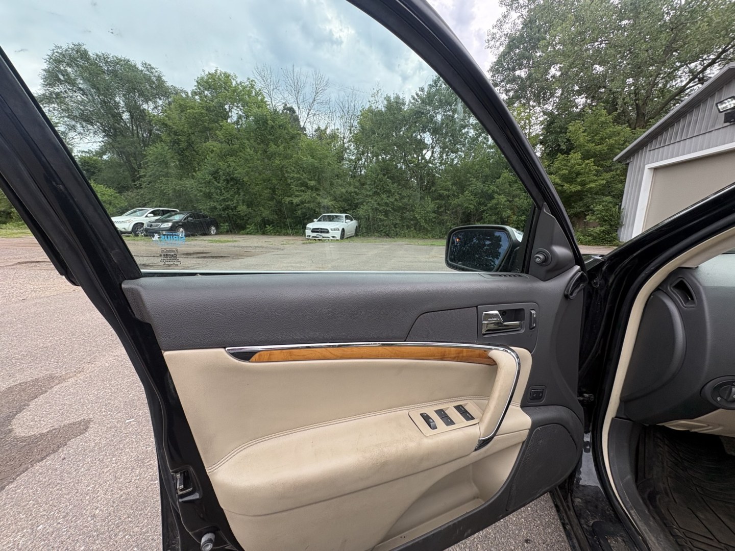 2010 Black Lincoln MKZ (3LNHL2JC7AR) , located at 17255 hwy 65 NE, Ham Lake, MN, 55304, 0.000000, 0.000000- Photo#8