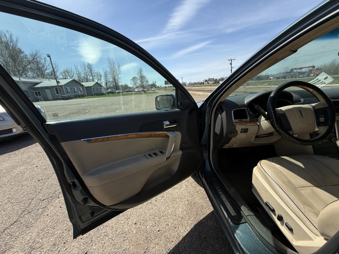 2012 Lincoln MKZ (3LNHL2GCXCR) , located at 17255 hwy 65 NE, Ham Lake, MN, 55304, 0.000000, 0.000000 - Photo#8
