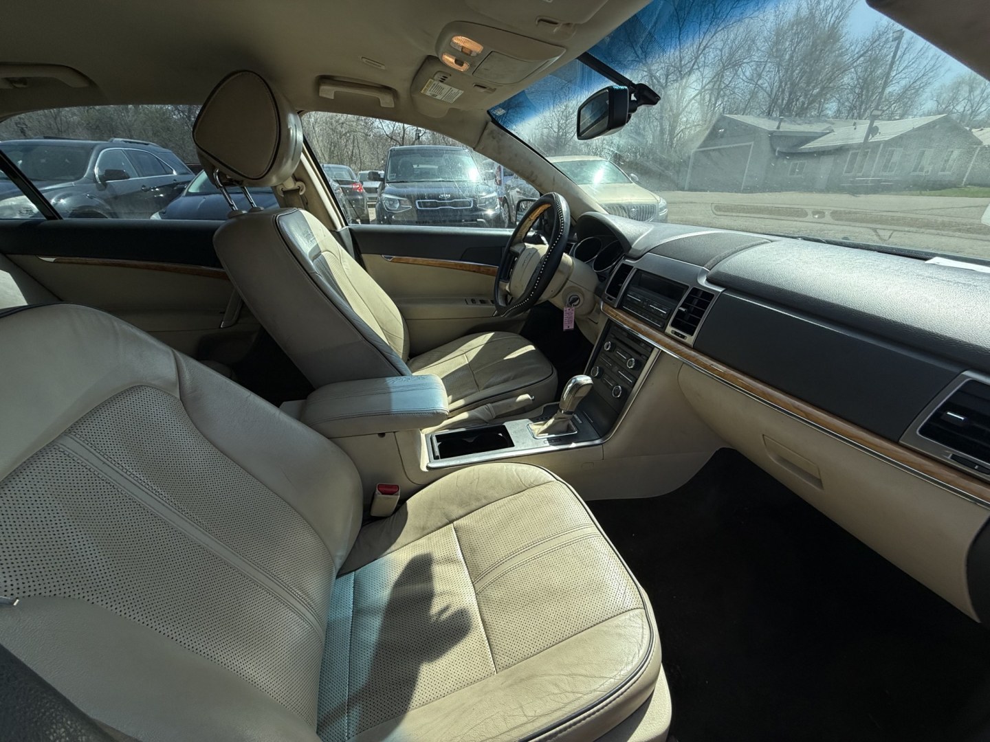 2012 Lincoln MKZ (3LNHL2GCXCR) , located at 17255 hwy 65 NE, Ham Lake, MN, 55304, 0.000000, 0.000000 - Photo#15