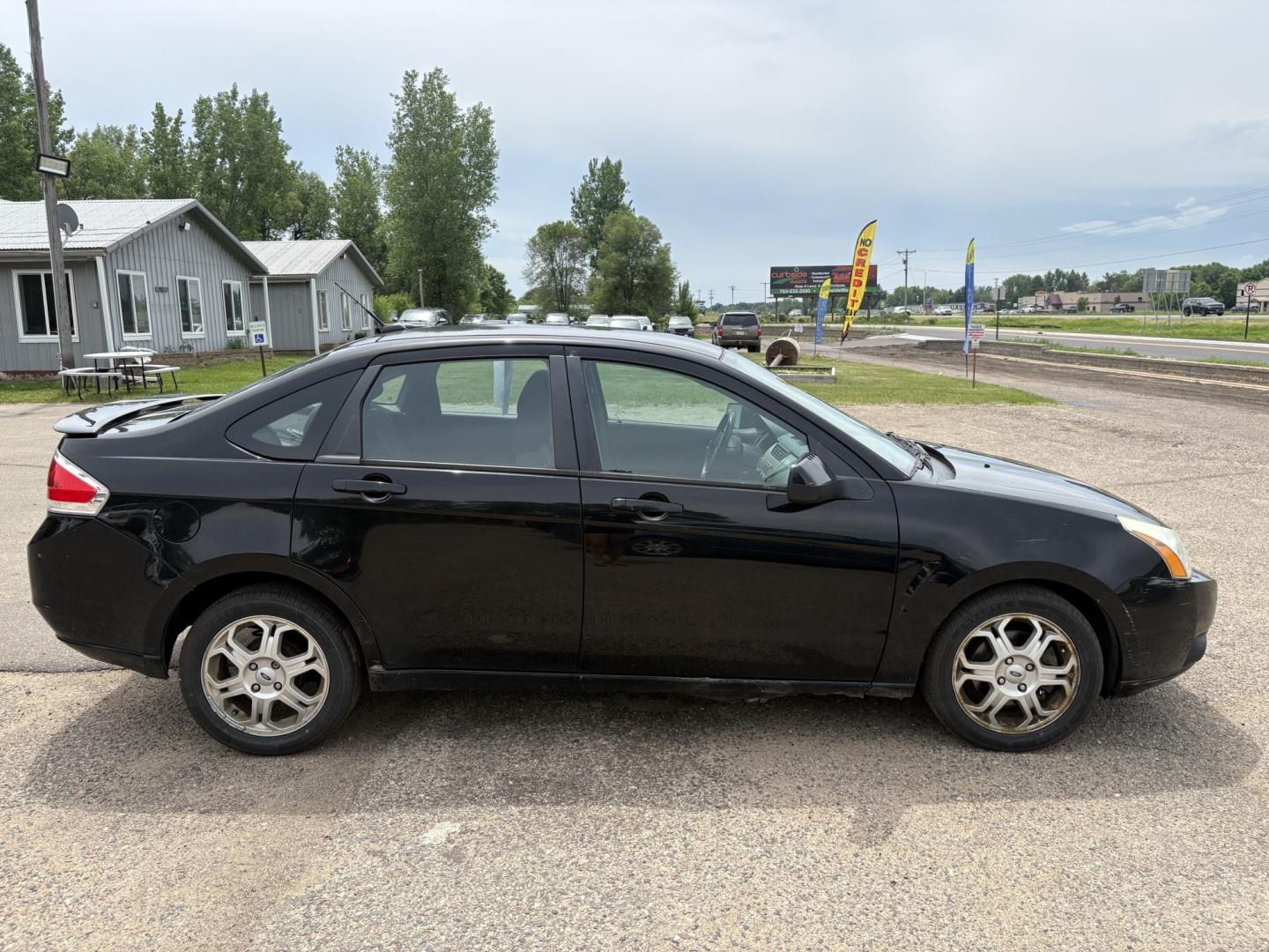 2009 Ford Focus (1FAHP36N09W) , located at 17255 hwy 65 NE, Ham Lake, MN, 55304, 0.000000, 0.000000- Photo#5