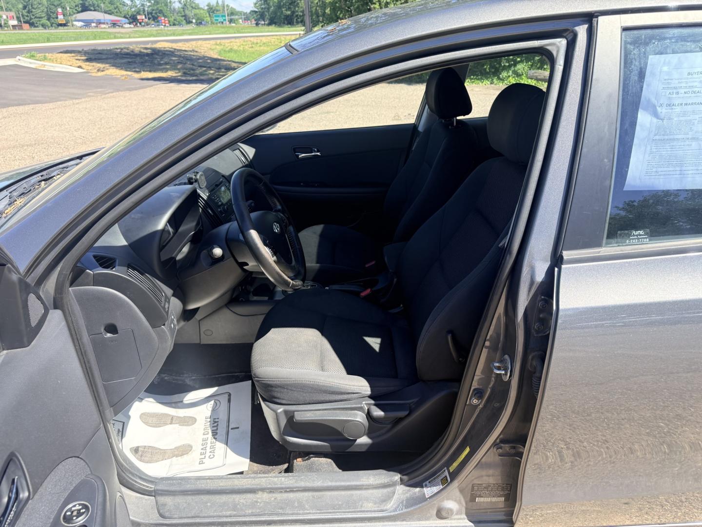2009 Hyundai Elantra (KMHDC86E79U) , located at 17255 hwy 65 NE, Ham Lake, MN, 55304, 0.000000, 0.000000- Photo#9