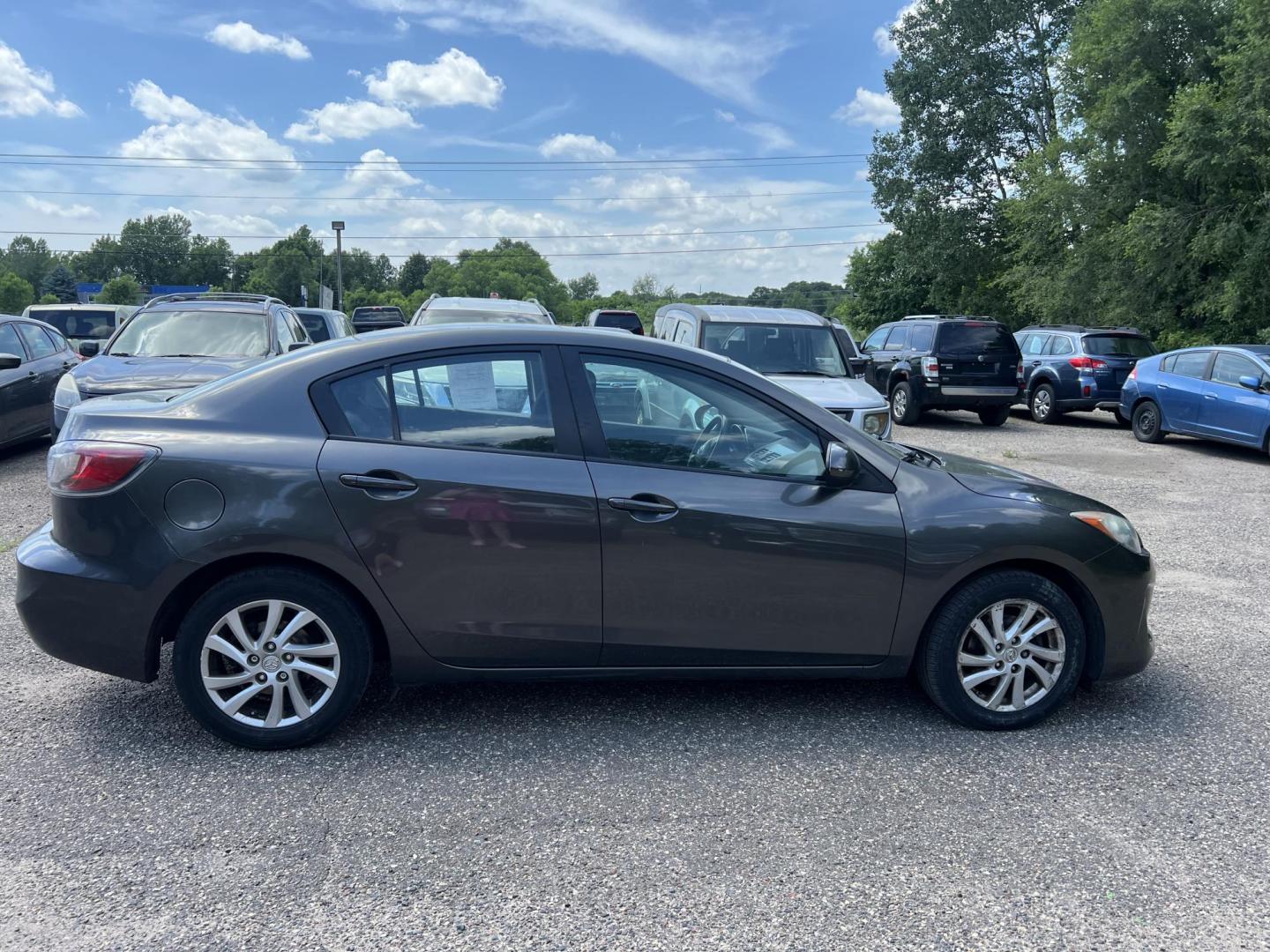 2012 Mazda MAZDA3 (JM1BL1V70C1) , located at 17255 hwy 65 NE, Ham Lake, MN, 55304, 0.000000, 0.000000 - Photo#5