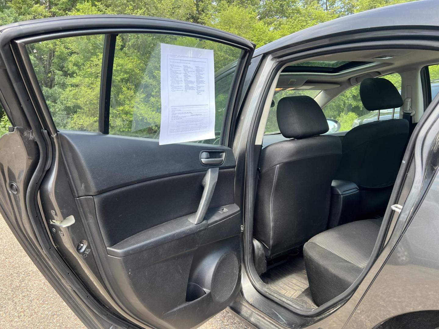 2012 Mazda MAZDA3 (JM1BL1V70C1) , located at 17255 hwy 65 NE, Ham Lake, MN, 55304, 0.000000, 0.000000 - Photo#10