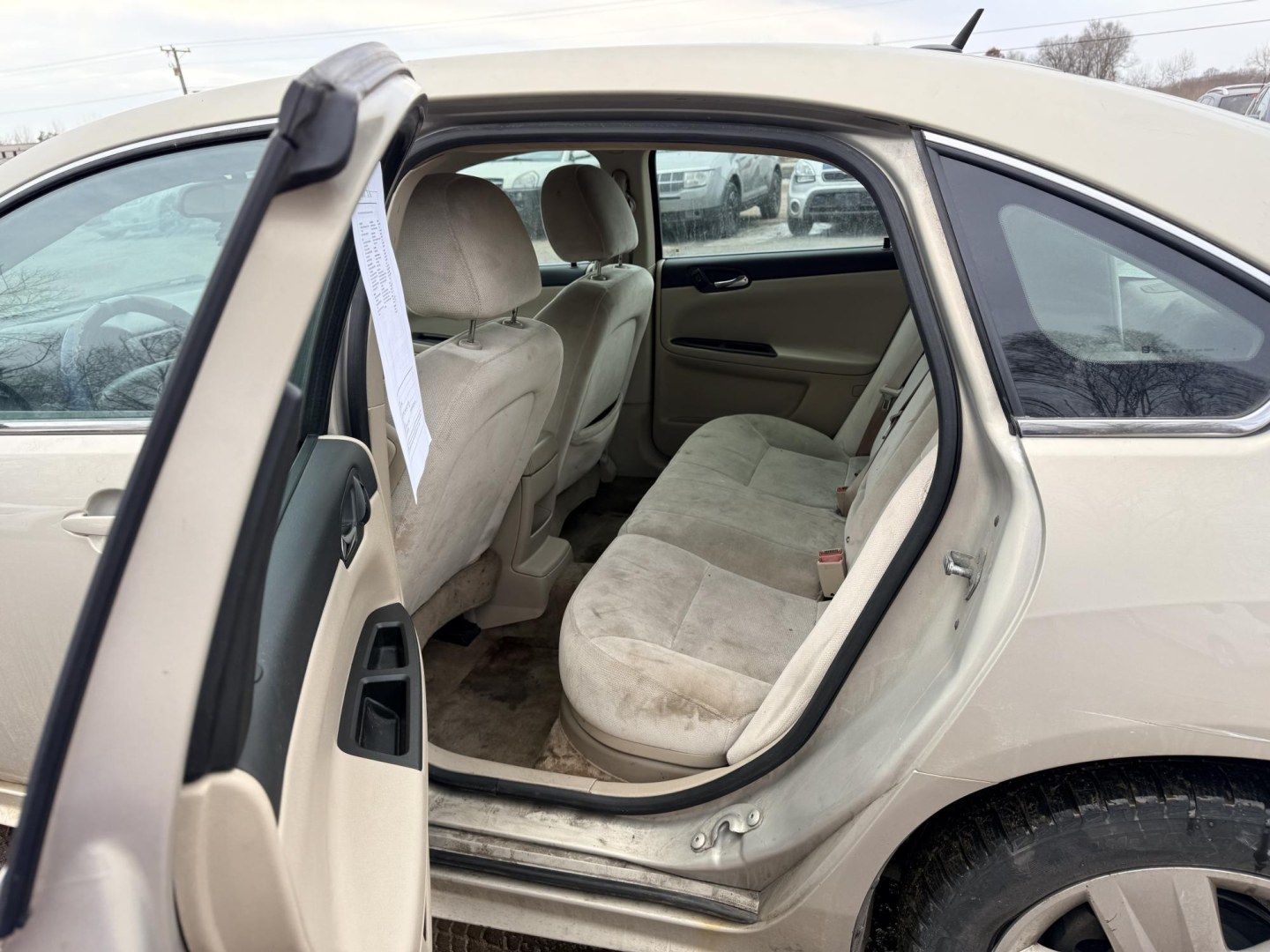 2011 Chevrolet Impala (2G1WA5EK1B1) , located at 17255 hwy 65 NE, Ham Lake, MN, 55304, 0.000000, 0.000000 - Photo#11