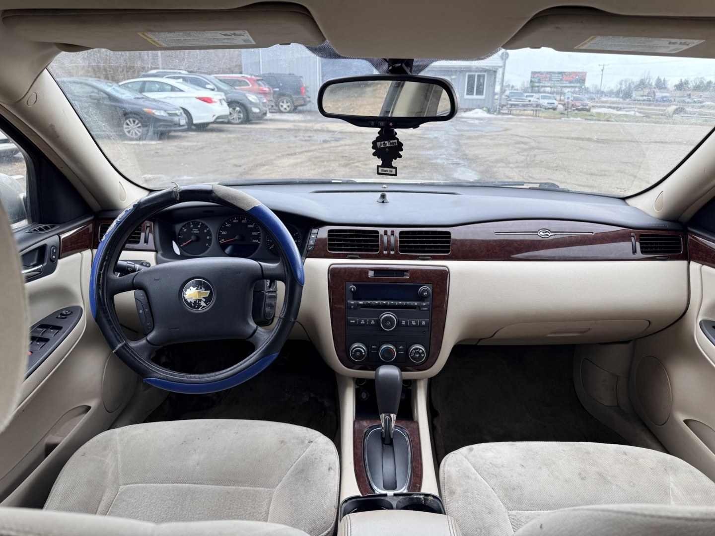 2011 Chevrolet Impala (2G1WA5EK1B1) , located at 17255 hwy 65 NE, Ham Lake, MN, 55304, 0.000000, 0.000000 - Photo#16