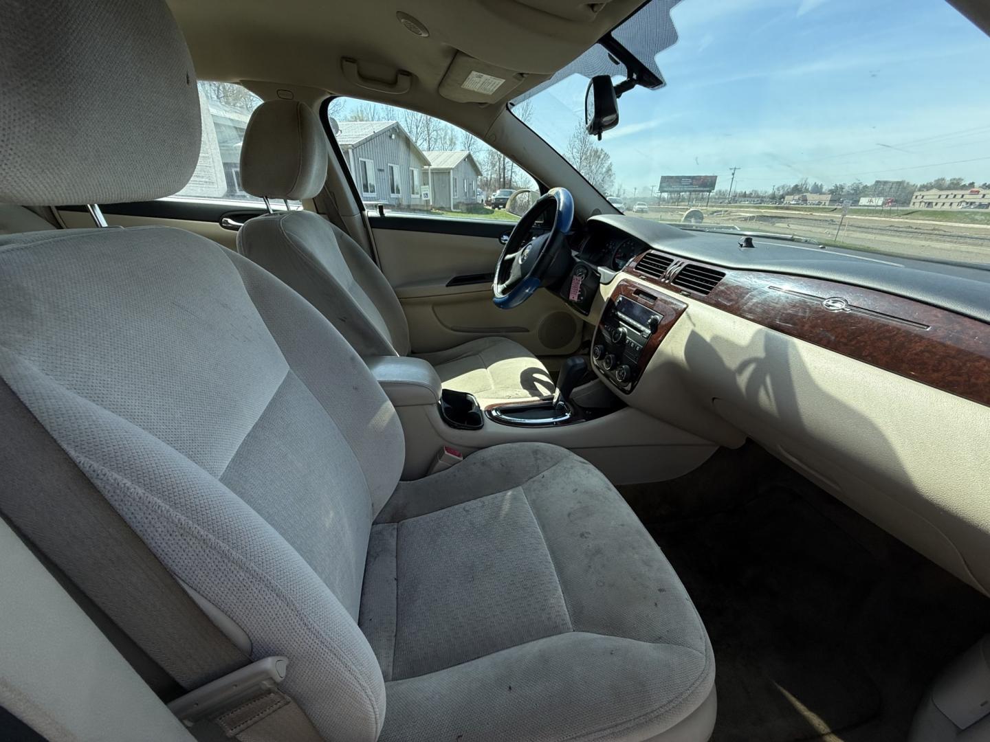 2011 Chevrolet Impala (2G1WA5EK1B1) , located at 17255 hwy 65 NE, Ham Lake, MN, 55304, 0.000000, 0.000000 - Photo#15