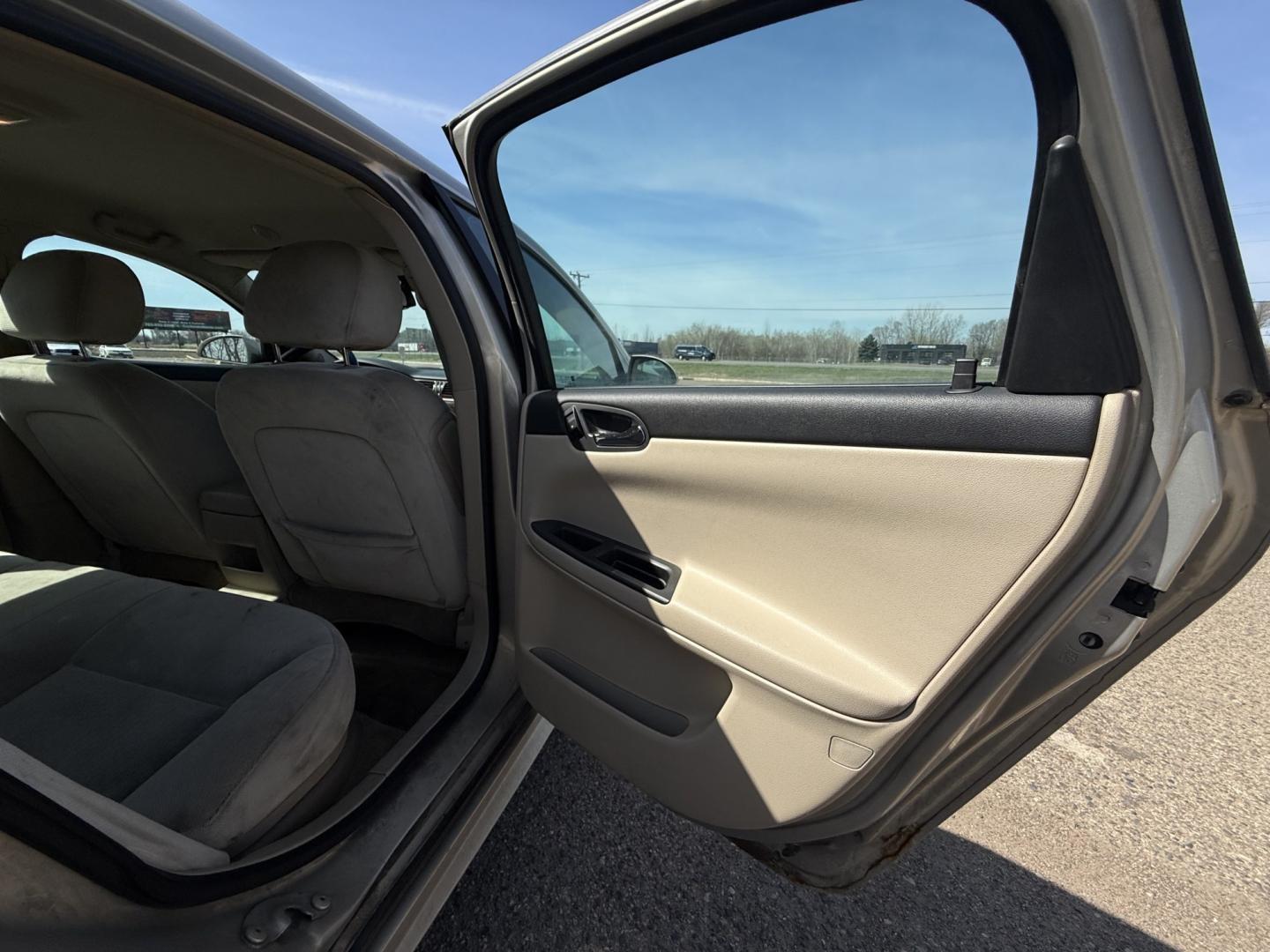 2011 Chevrolet Impala (2G1WA5EK1B1) , located at 17255 hwy 65 NE, Ham Lake, MN, 55304, 0.000000, 0.000000 - Photo#12