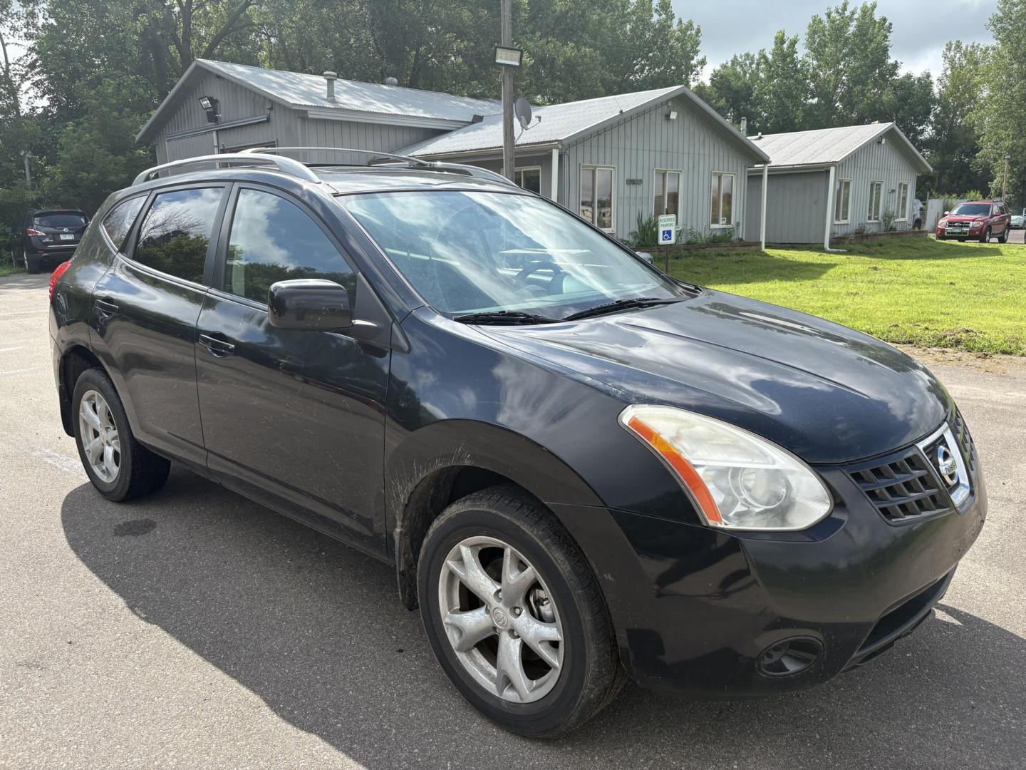 2009 Nissan Rogue S 2WD (JN8AS58T49W) with an 2.5L L4 DOHC 16V engine, CVT transmission, located at 17255 hwy 65 NE, Ham Lake, MN, 55304, 0.000000, 0.000000 - Photo#6