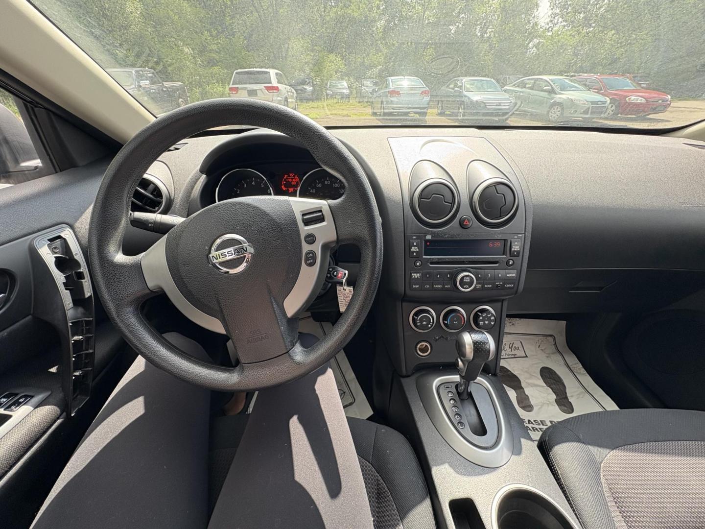 2009 Nissan Rogue S 2WD (JN8AS58T49W) with an 2.5L L4 DOHC 16V engine, CVT transmission, located at 17255 hwy 65 NE, Ham Lake, MN, 55304, 0.000000, 0.000000 - Photo#17