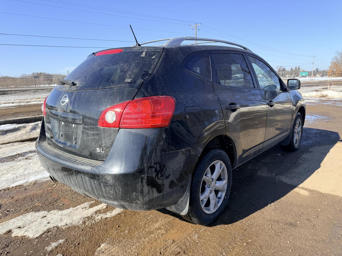 2009 Nissan Rogue S 2WD (JN8AS58T49W) with an 2.5L L4 DOHC 16V engine, CVT transmission, located at 17255 hwy 65 NE, Ham Lake, MN, 55304, 0.000000, 0.000000 - Photo#4