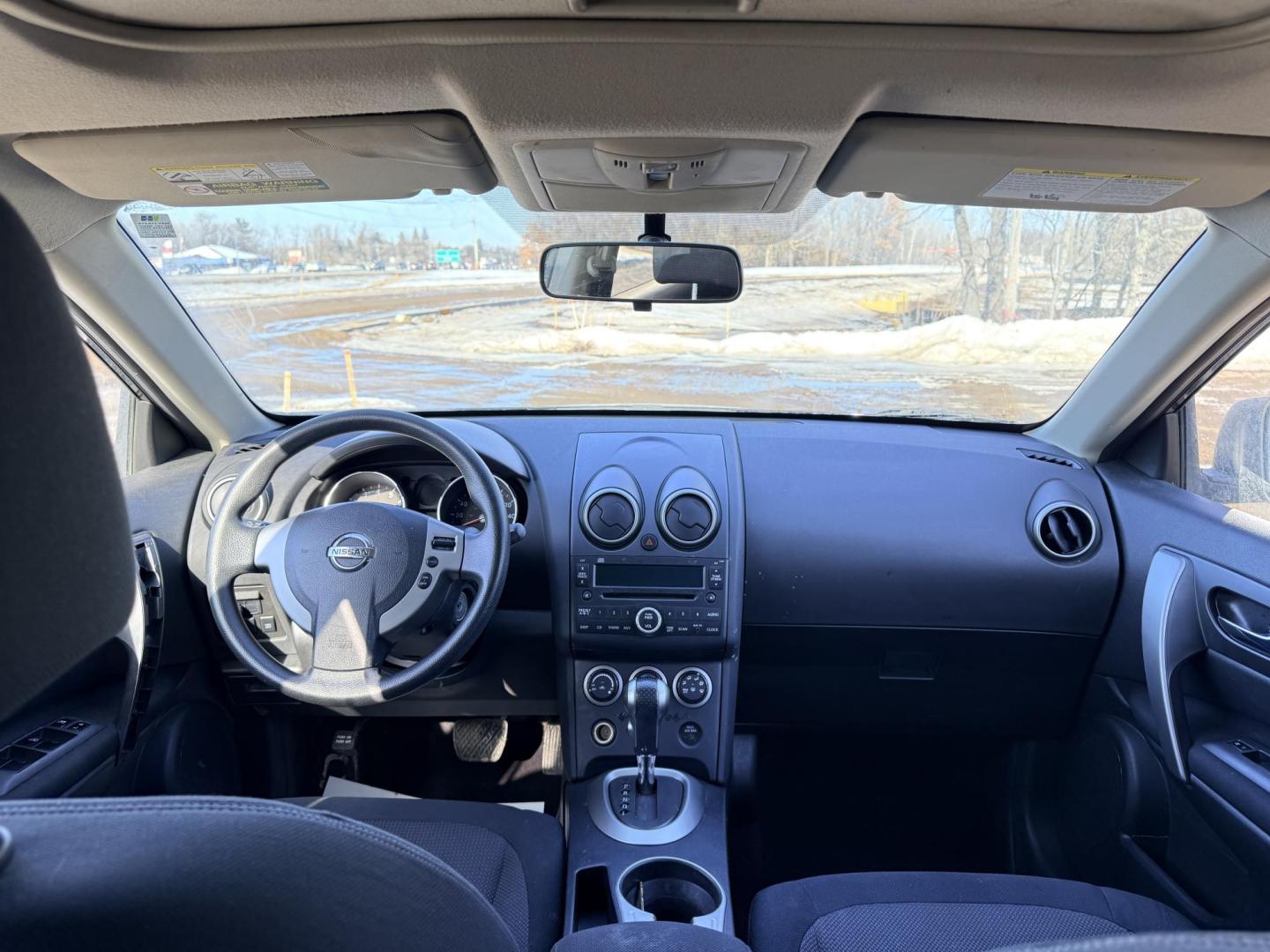 2009 Nissan Rogue S 2WD (JN8AS58T49W) with an 2.5L L4 DOHC 16V engine, CVT transmission, located at 17255 hwy 65 NE, Ham Lake, MN, 55304, 0.000000, 0.000000 - Photo#16