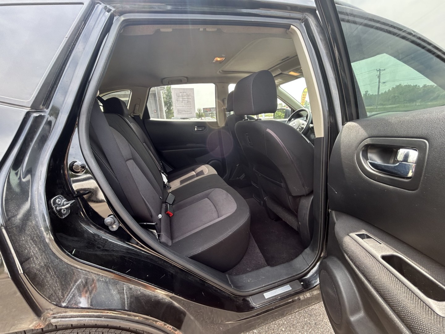 2009 Nissan Rogue S 2WD (JN8AS58T49W) with an 2.5L L4 DOHC 16V engine, CVT transmission, located at 17255 hwy 65 NE, Ham Lake, MN, 55304, 0.000000, 0.000000- Photo#13