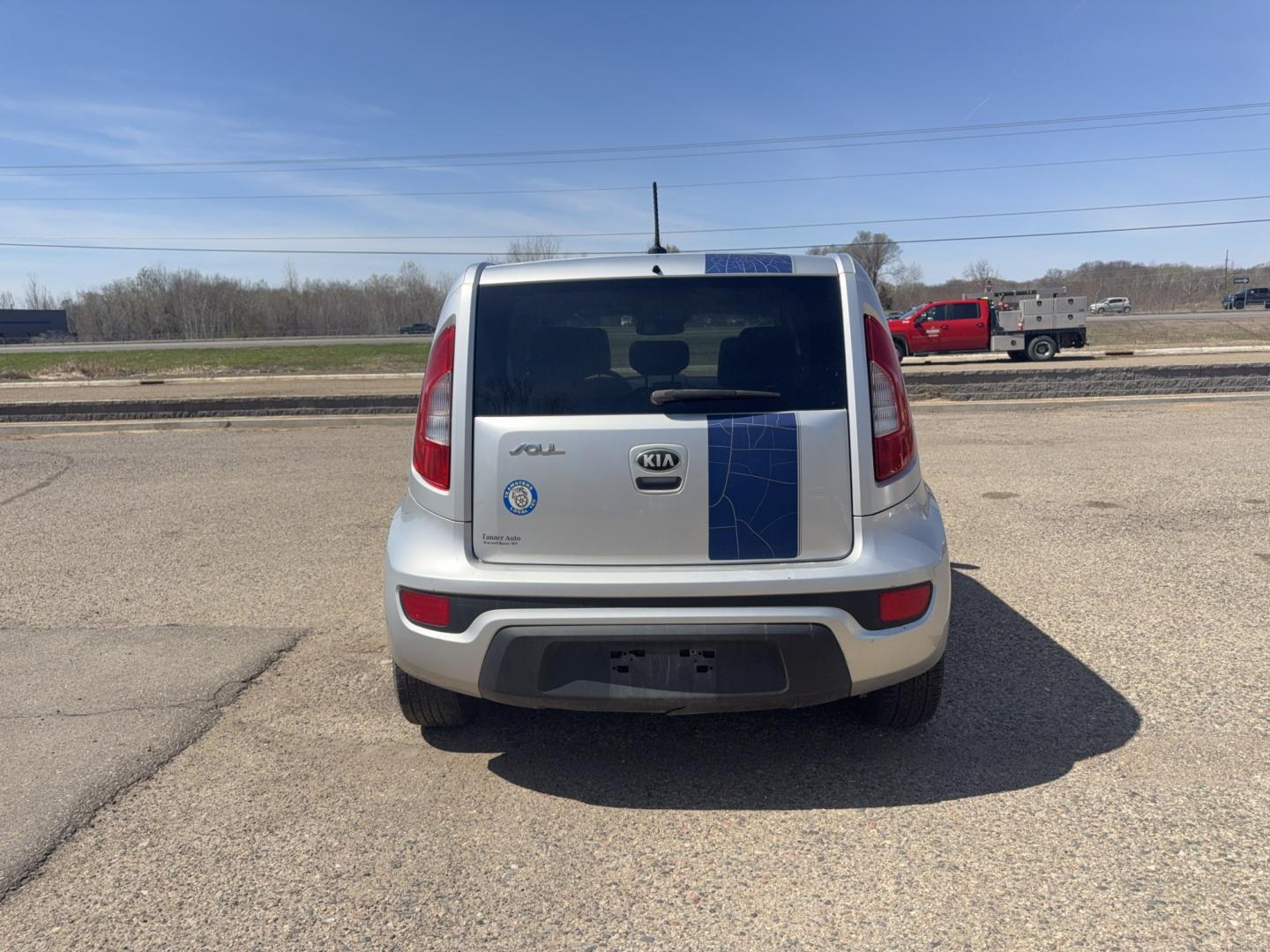 2013 Kia Soul Base (KNDJT2A58D7) with an 1.6L L4 DOHC 16V engine, Automatic transmission, located at 17255 hwy 65 NE, Ham Lake, MN, 55304, 0.000000, 0.000000 - Photo#3