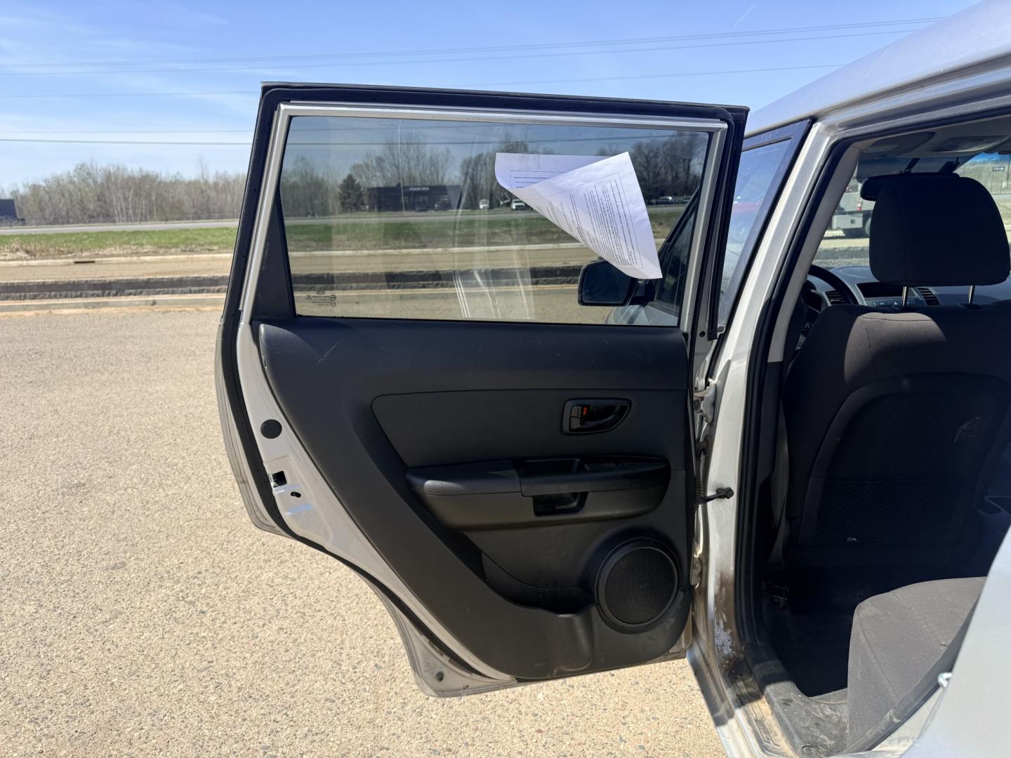 2013 Kia Soul Base (KNDJT2A58D7) with an 1.6L L4 DOHC 16V engine, Automatic transmission, located at 17255 hwy 65 NE, Ham Lake, MN, 55304, 0.000000, 0.000000 - Photo#10