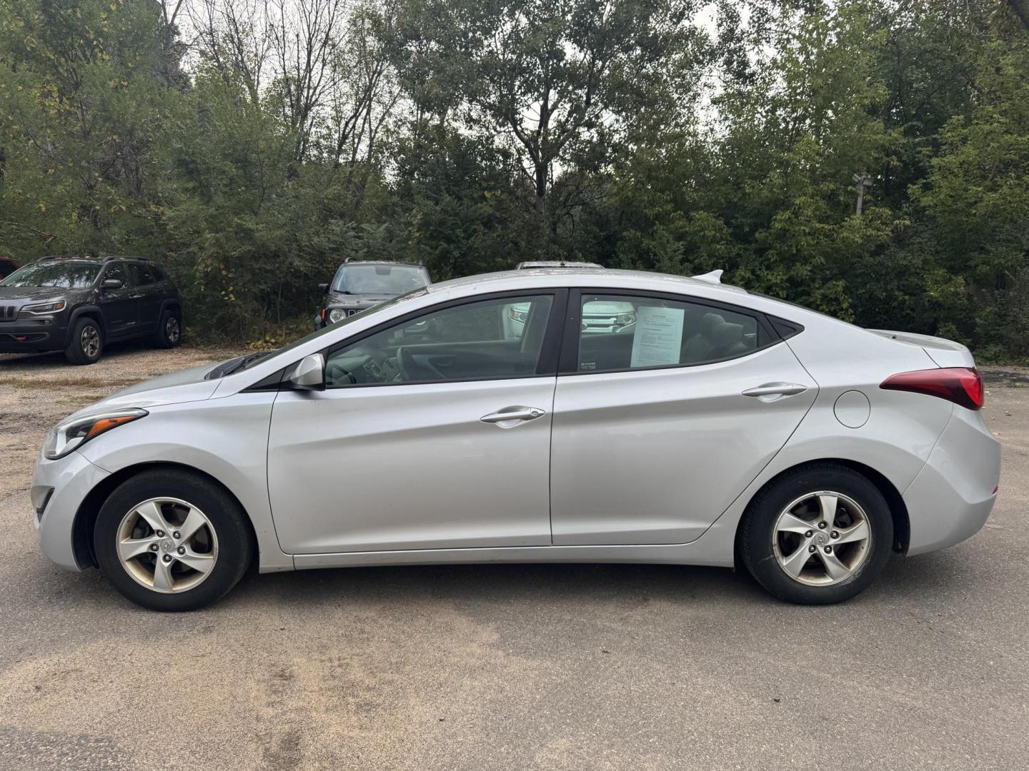 2014 Hyundai Elantra (5NPDH4AE7EH) , located at 17255 hwy 65 NE, Ham Lake, MN, 55304, 0.000000, 0.000000 - Photo#1