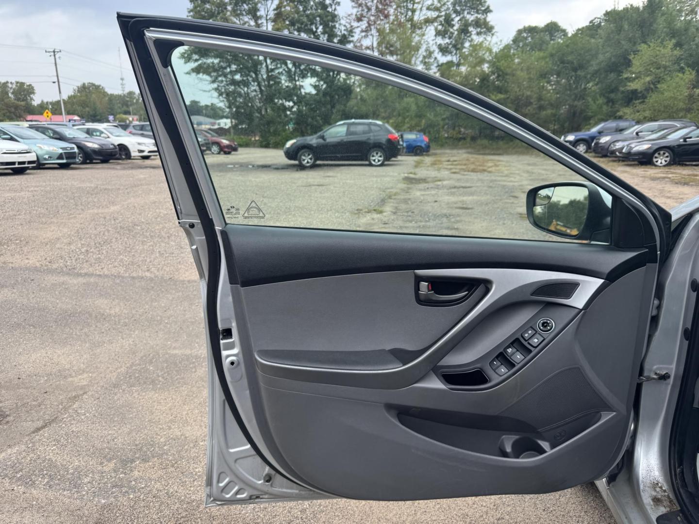 2014 Hyundai Elantra (5NPDH4AE7EH) , located at 17255 hwy 65 NE, Ham Lake, MN, 55304, 0.000000, 0.000000 - Photo#8