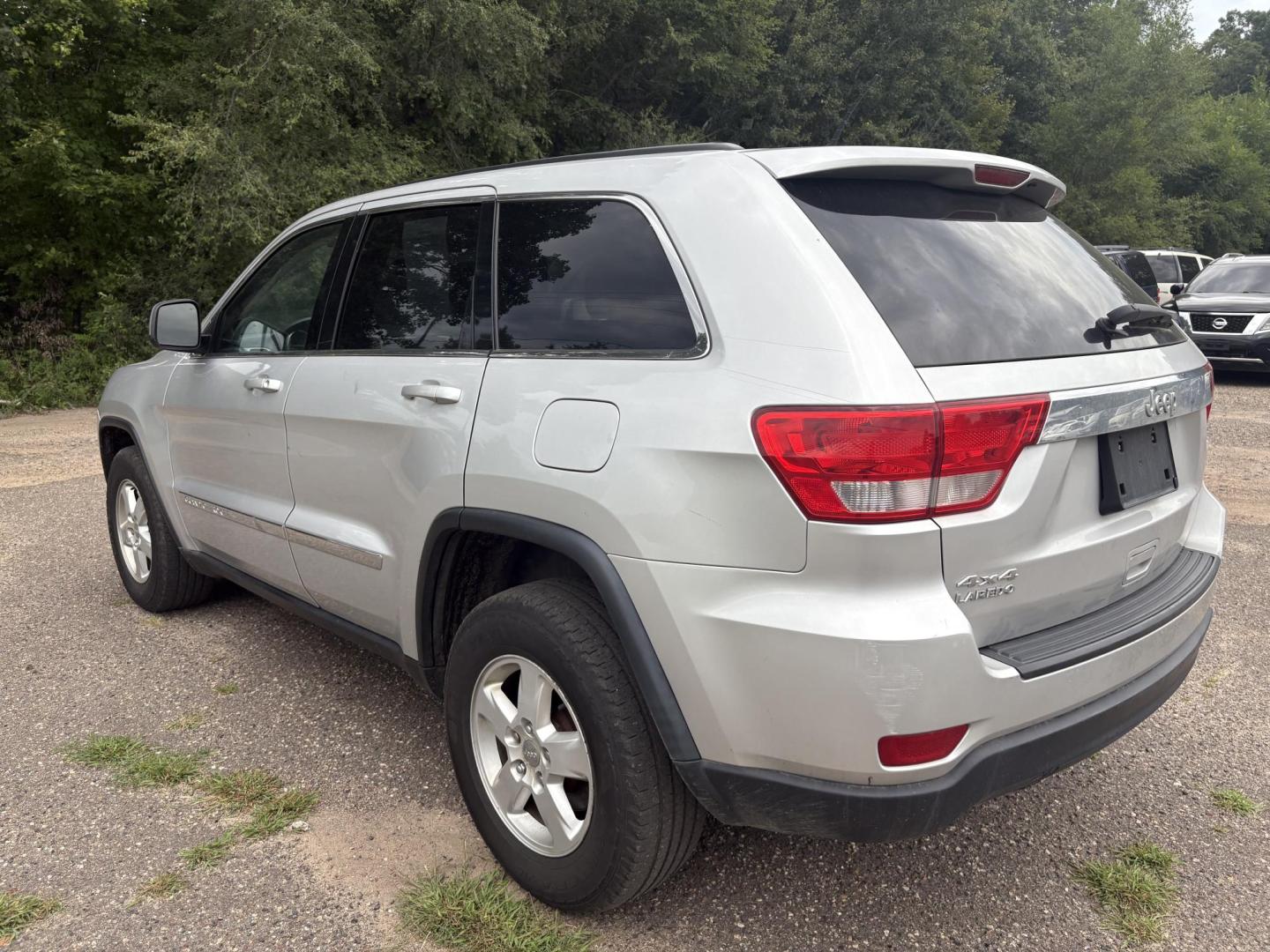 2013 Jeep Grand Cherokee (1C4RJFAG4DC) , located at 17255 hwy 65 NE, Ham Lake, MN, 55304, 0.000000, 0.000000 - Photo#2