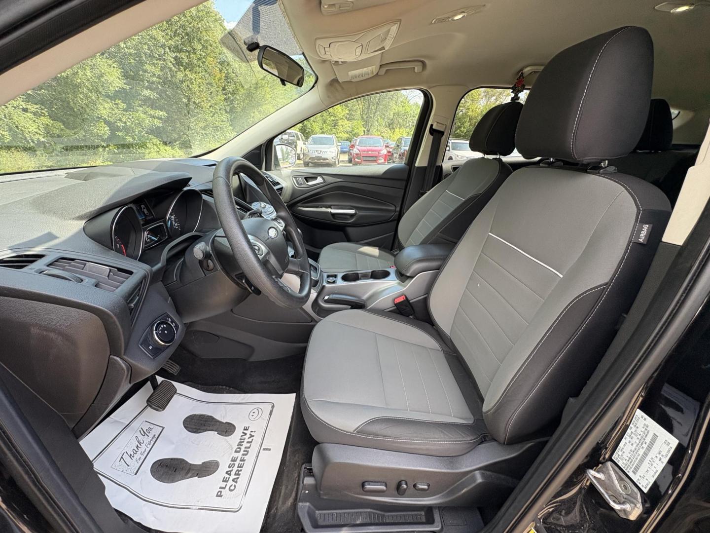 2014 Ford Escape SE FWD (1FMCU0GXXEU) with an 1.6L L4 DOHC 16V engine, 6-Speed Automatic transmission, located at 17255 hwy 65 NE, Ham Lake, MN, 55304, 0.000000, 0.000000 - Photo#9
