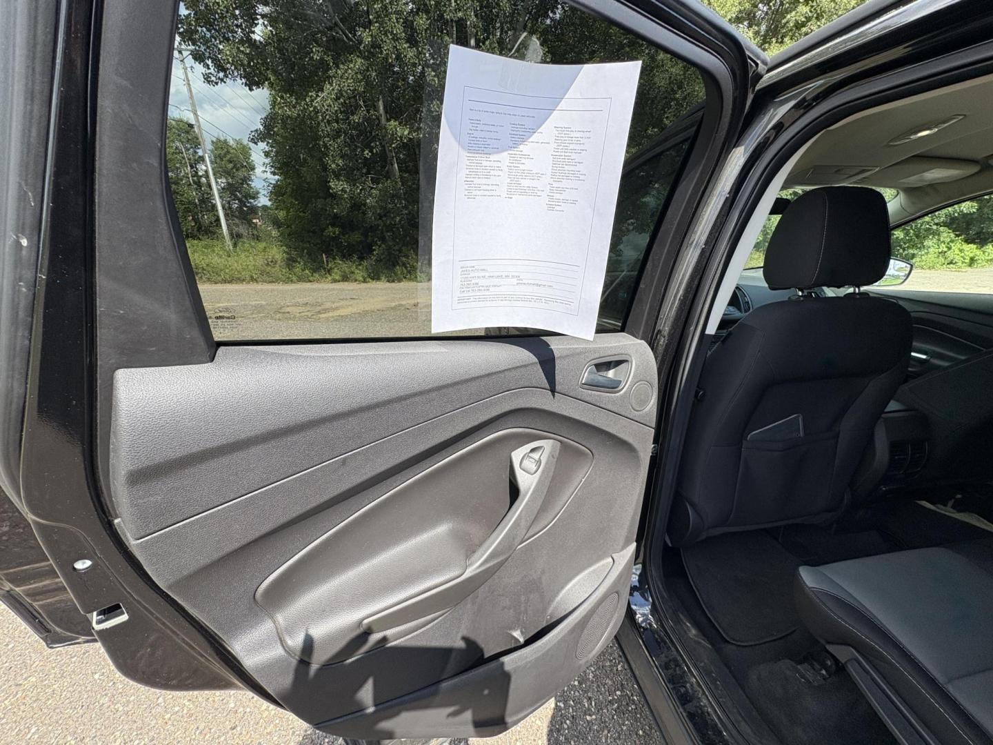 2014 Ford Escape SE FWD (1FMCU0GXXEU) with an 1.6L L4 DOHC 16V engine, 6-Speed Automatic transmission, located at 17255 hwy 65 NE, Ham Lake, MN, 55304, 0.000000, 0.000000 - Photo#10