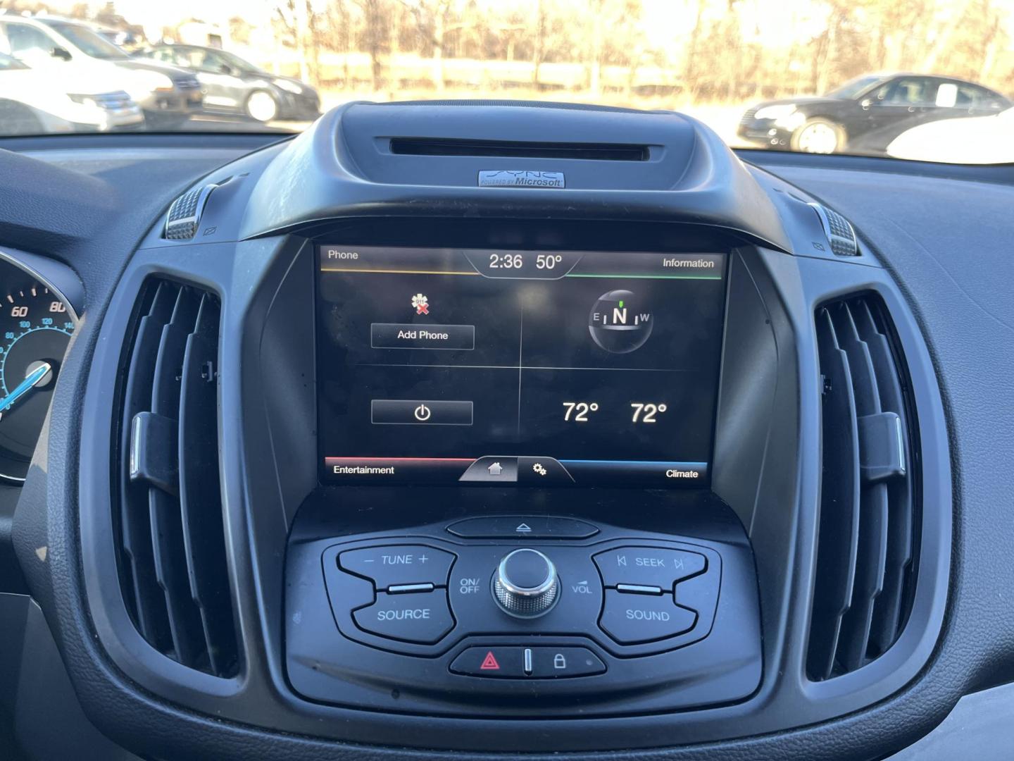 2014 Ford Escape SE FWD (1FMCU0GXXEU) with an 1.6L L4 DOHC 16V engine, 6-Speed Automatic transmission, located at 17255 hwy 65 NE, Ham Lake, MN, 55304, 0.000000, 0.000000 - Photo#17