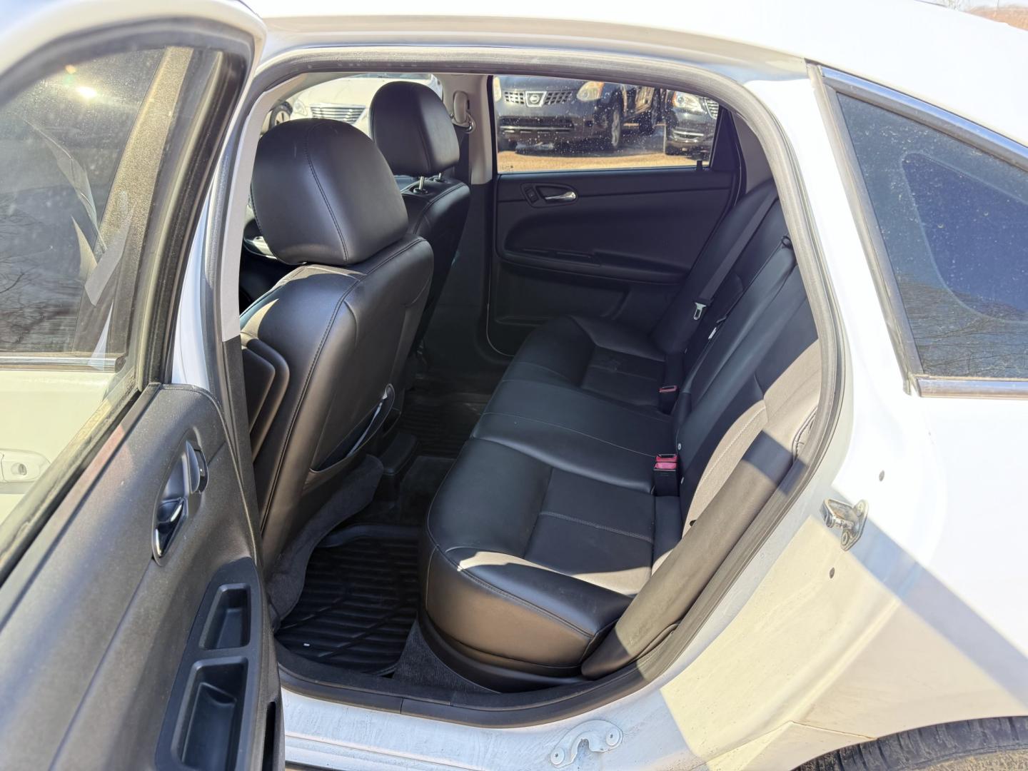 2011 Chevrolet Impala (2G1WG5EK6B1) , located at 17255 hwy 65 NE, Ham Lake, MN, 55304, 0.000000, 0.000000 - Photo#11