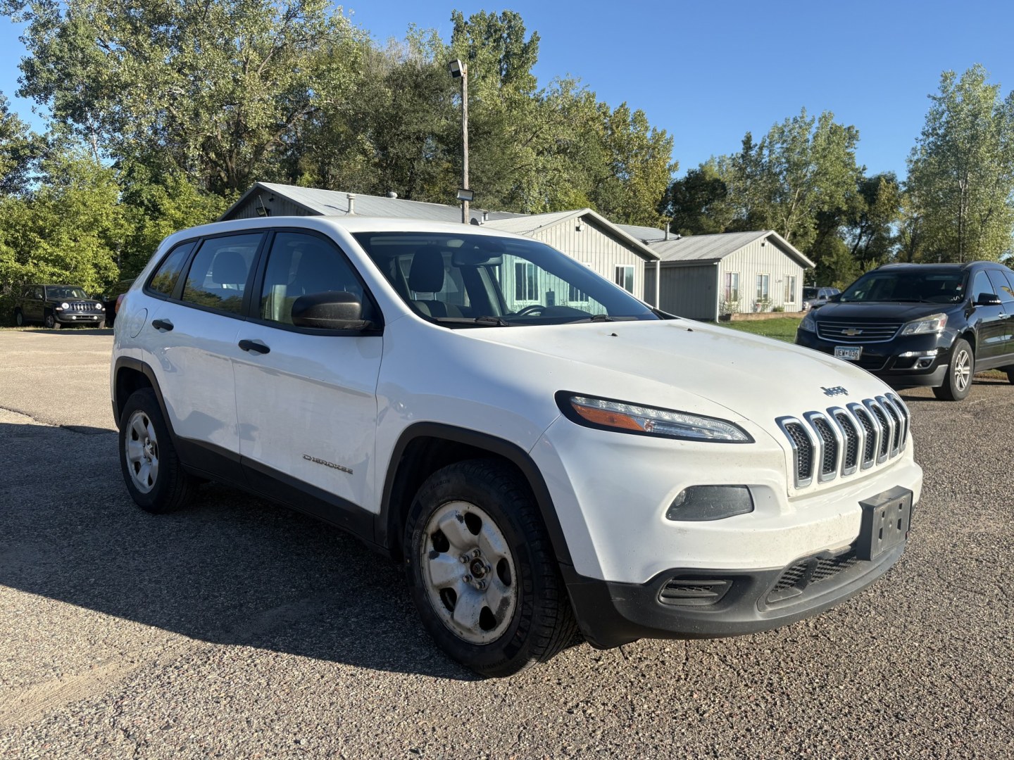 2016 Jeep Cherokee (1C4PJMAB1GW) , located at 17255 hwy 65 NE, Ham Lake, MN, 55304, 0.000000, 0.000000- Photo#6