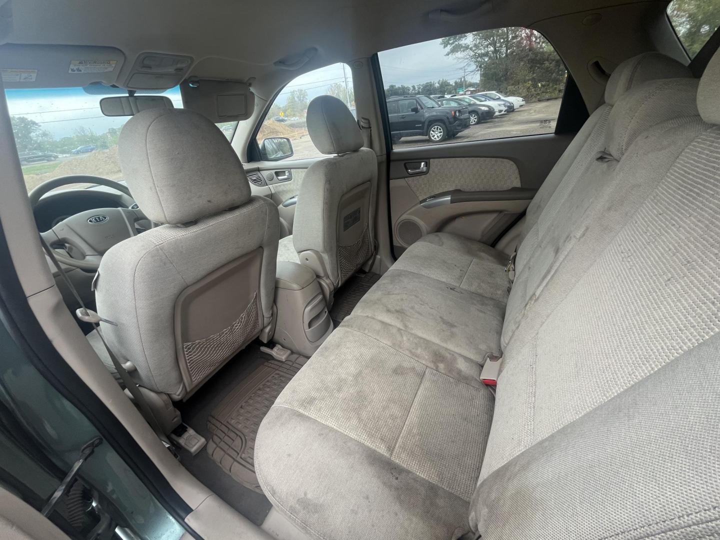 2008 Kia Sportage (KNDJF723487) , located at 17255 hwy 65 NE, Ham Lake, MN, 55304, 0.000000, 0.000000 - Photo#11
