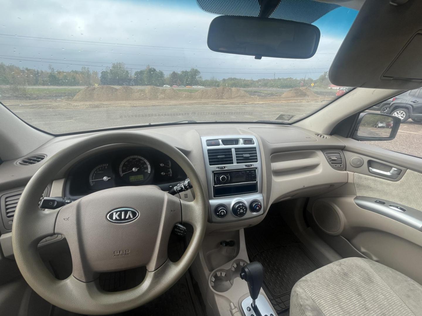 2008 Kia Sportage (KNDJF723487) , located at 17255 hwy 65 NE, Ham Lake, MN, 55304, 0.000000, 0.000000 - Photo#16