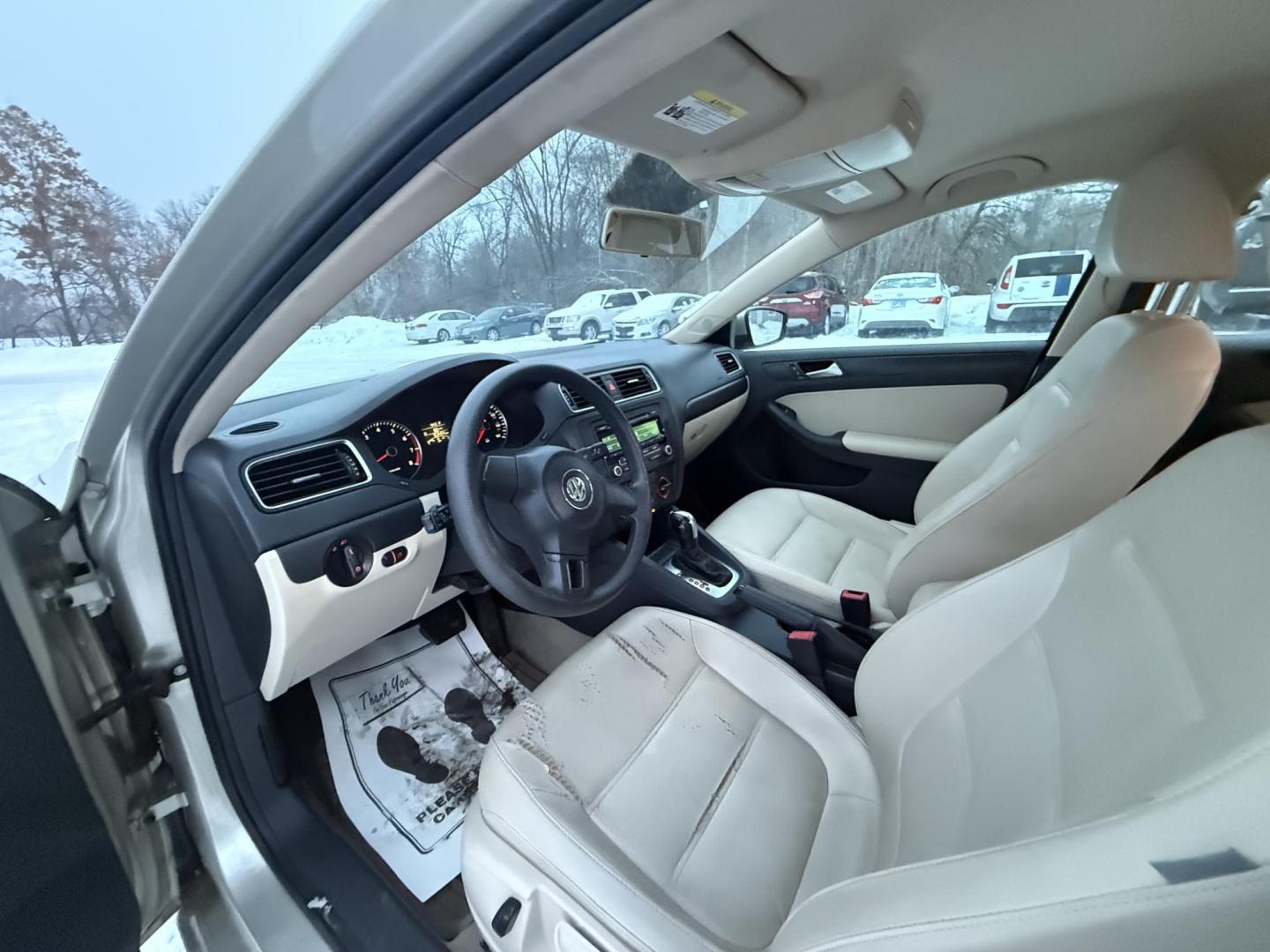 2014 Volkswagen Jetta (3VWD07AJ2EM) , located at 17255 hwy 65 NE, Ham Lake, MN, 55304, 0.000000, 0.000000 - Photo#9