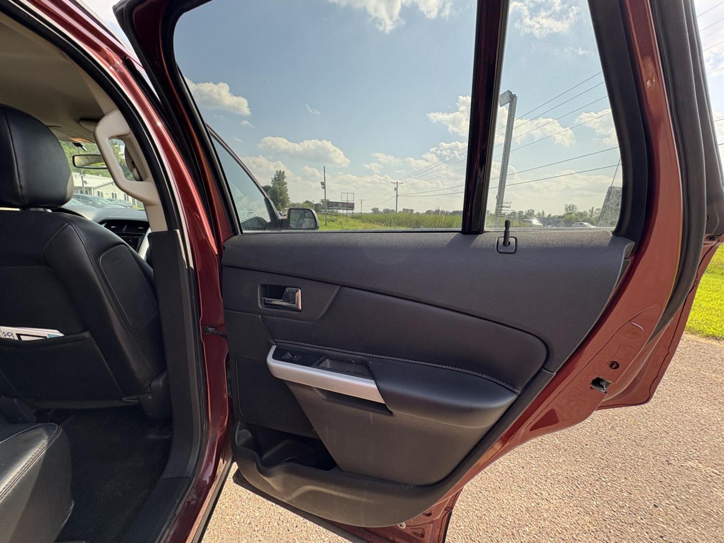 2014 Ford Edge (2FMDK4KC5EB) , located at 17255 hwy 65 NE, Ham Lake, MN, 55304, 0.000000, 0.000000 - Photo#12