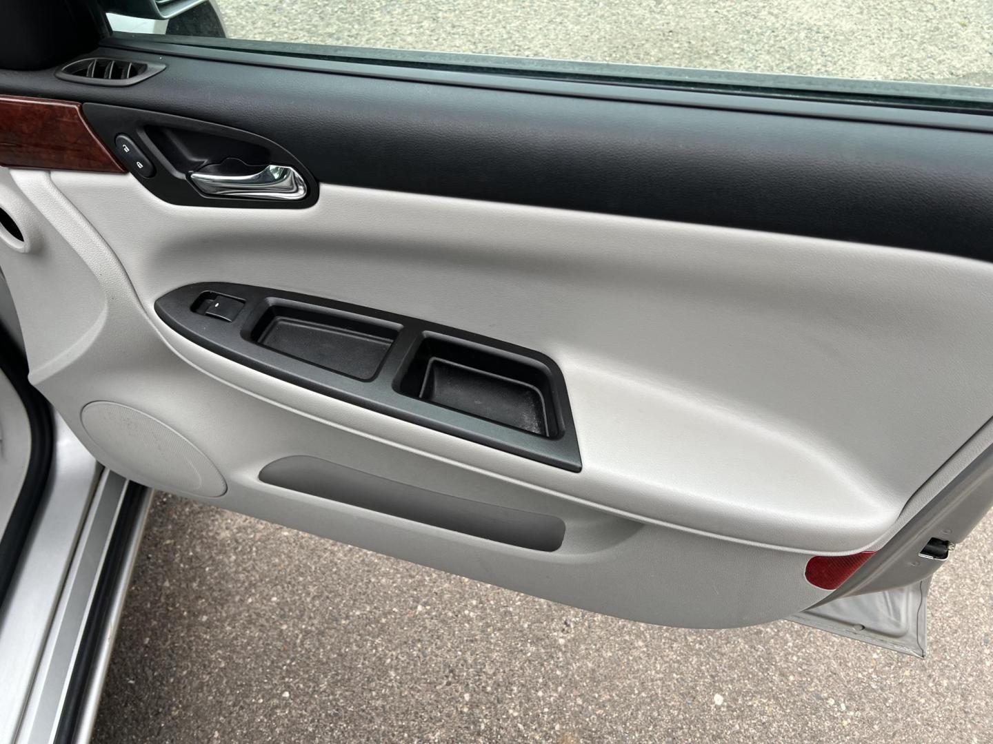 2007 Chevrolet Impala (2G1WB58K379) , located at 17255 hwy 65 NE, Ham Lake, MN, 55304, 0.000000, 0.000000 - Photo#12