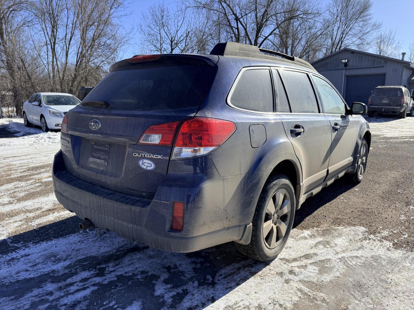 2011 Subaru Outback (4S4BRCCC1B3) , located at 17255 hwy 65 NE, Ham Lake, MN, 55304, 0.000000, 0.000000 - Photo#4