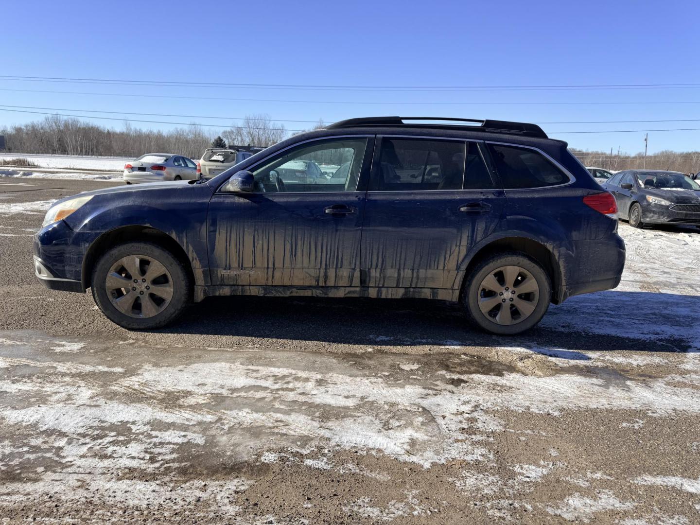 2011 Subaru Outback (4S4BRCCC1B3) , located at 17255 hwy 65 NE, Ham Lake, MN, 55304, 0.000000, 0.000000 - Photo#1