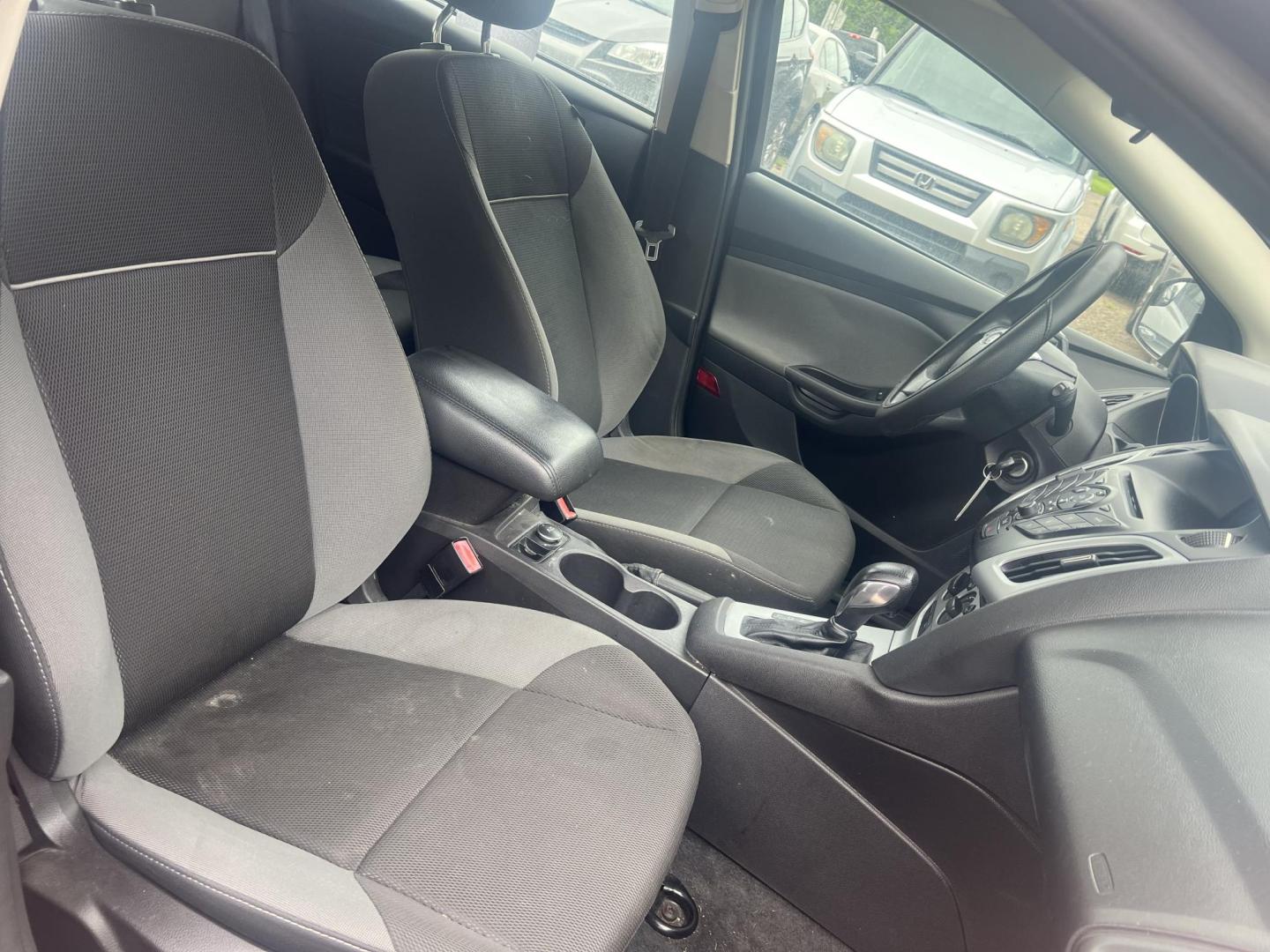 2012 Gray Ford Focus (1FAHP3K23CL) , located at 17255 hwy 65 NE, Ham Lake, MN, 55304, 0.000000, 0.000000 - Photo#15