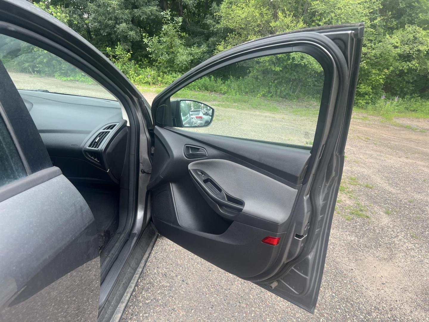 2012 Gray Ford Focus (1FAHP3K23CL) , located at 17255 hwy 65 NE, Ham Lake, MN, 55304, 0.000000, 0.000000 - Photo#14