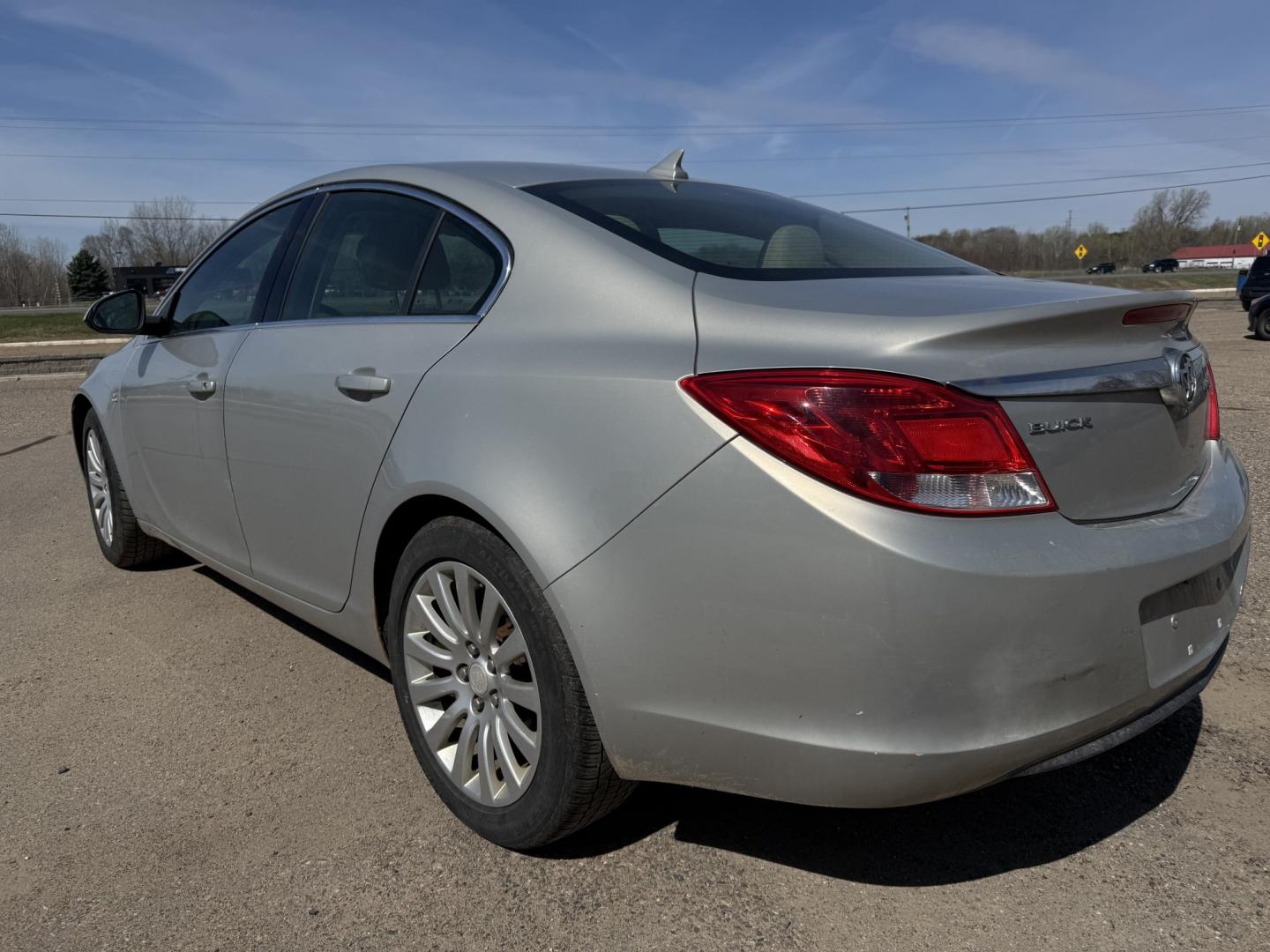 2011 Buick Regal CXL - 1XL (W04GN5EC1B1) with an 2.4L L4 DOHC 16V engine, 6-Speed Automatic transmission, located at 17255 hwy 65 NE, Ham Lake, MN, 55304, 0.000000, 0.000000 - Photo#2