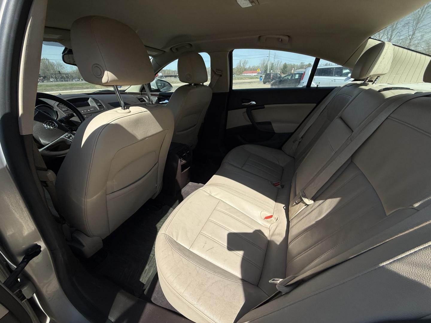 2011 Buick Regal CXL - 1XL (W04GN5EC1B1) with an 2.4L L4 DOHC 16V engine, 6-Speed Automatic transmission, located at 17255 hwy 65 NE, Ham Lake, MN, 55304, 0.000000, 0.000000 - Photo#11