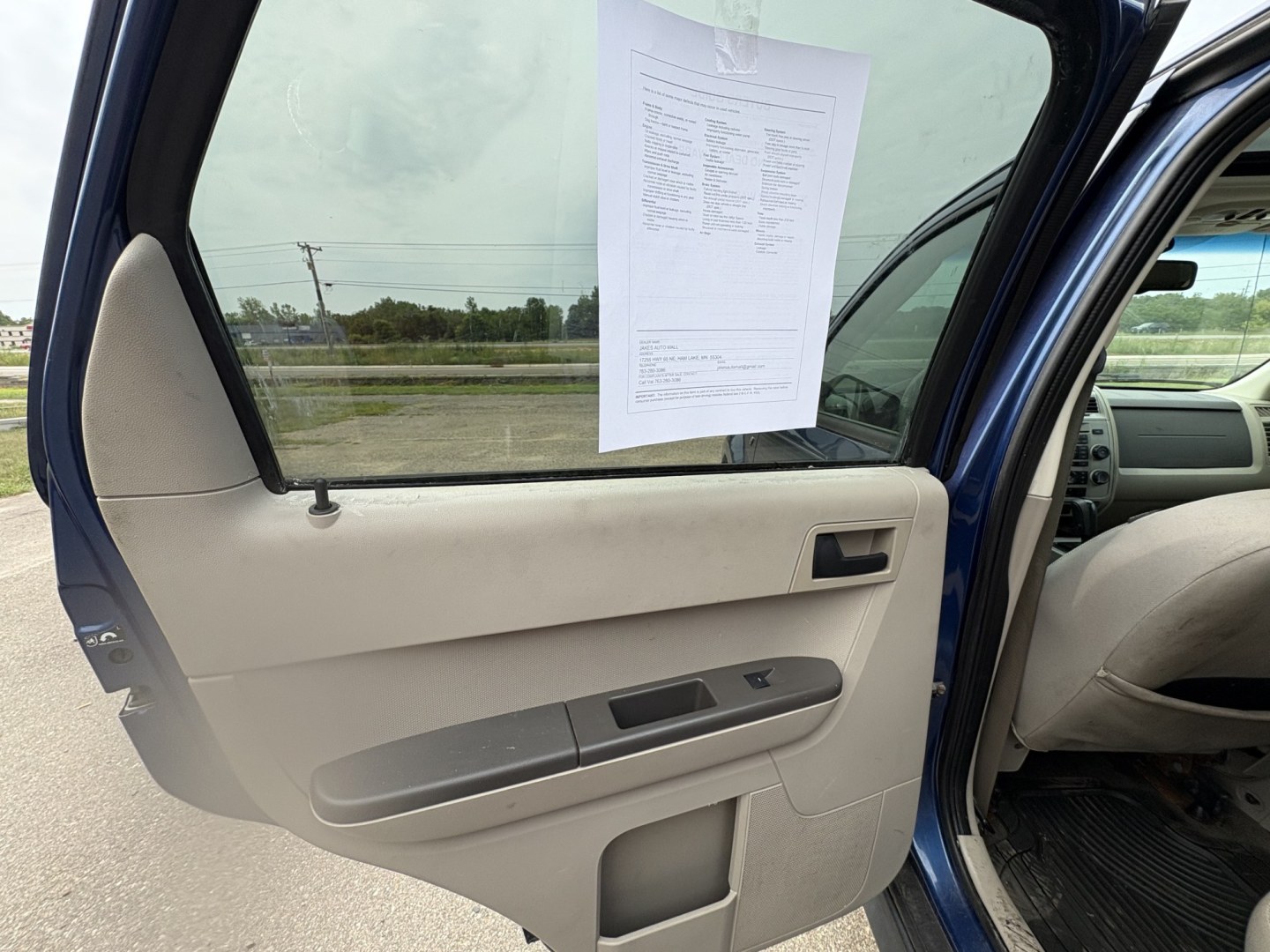 2008 Ford Escape XLT 2WD V6 (1FMCU03198K) with an 3.0L V6 DOHC 24V engine, 4-Speed Automatic Overdrive transmission, located at 17255 hwy 65 NE, Ham Lake, MN, 55304, 0.000000, 0.000000- Photo#10