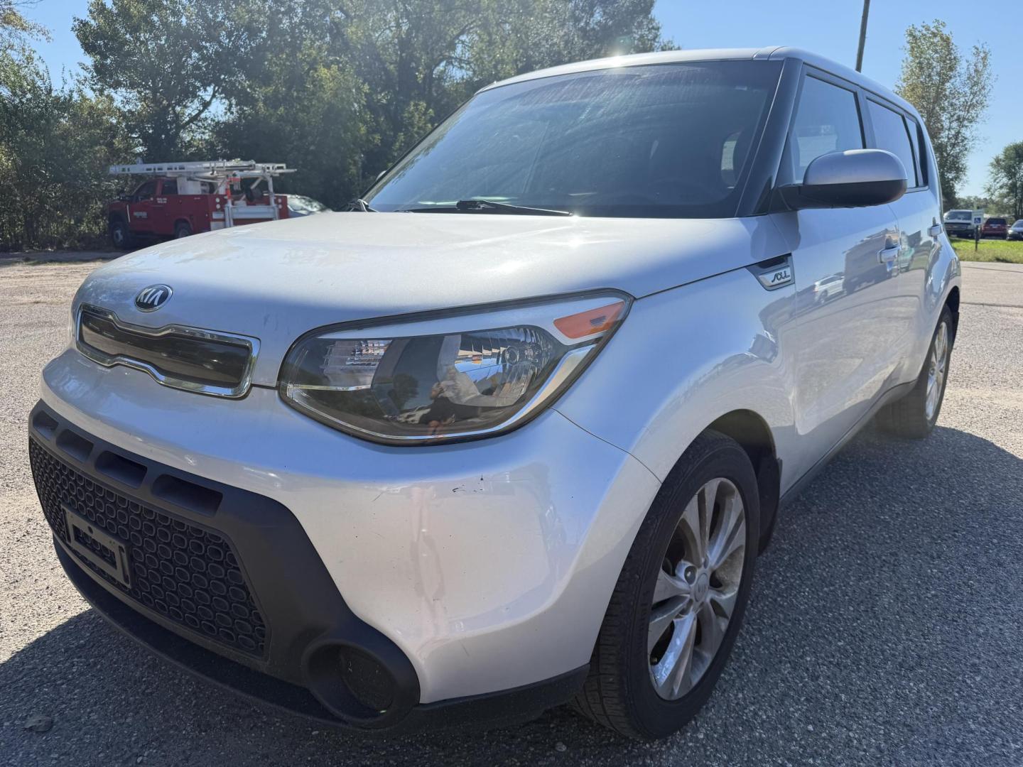 2015 Kia Soul + (KNDJP3A59F7) with an 2.0L L4 DOHC 16V engine, 6-Speed Automatic transmission, located at 17255 hwy 65 NE, Ham Lake, MN, 55304, 0.000000, 0.000000 - Photo#0