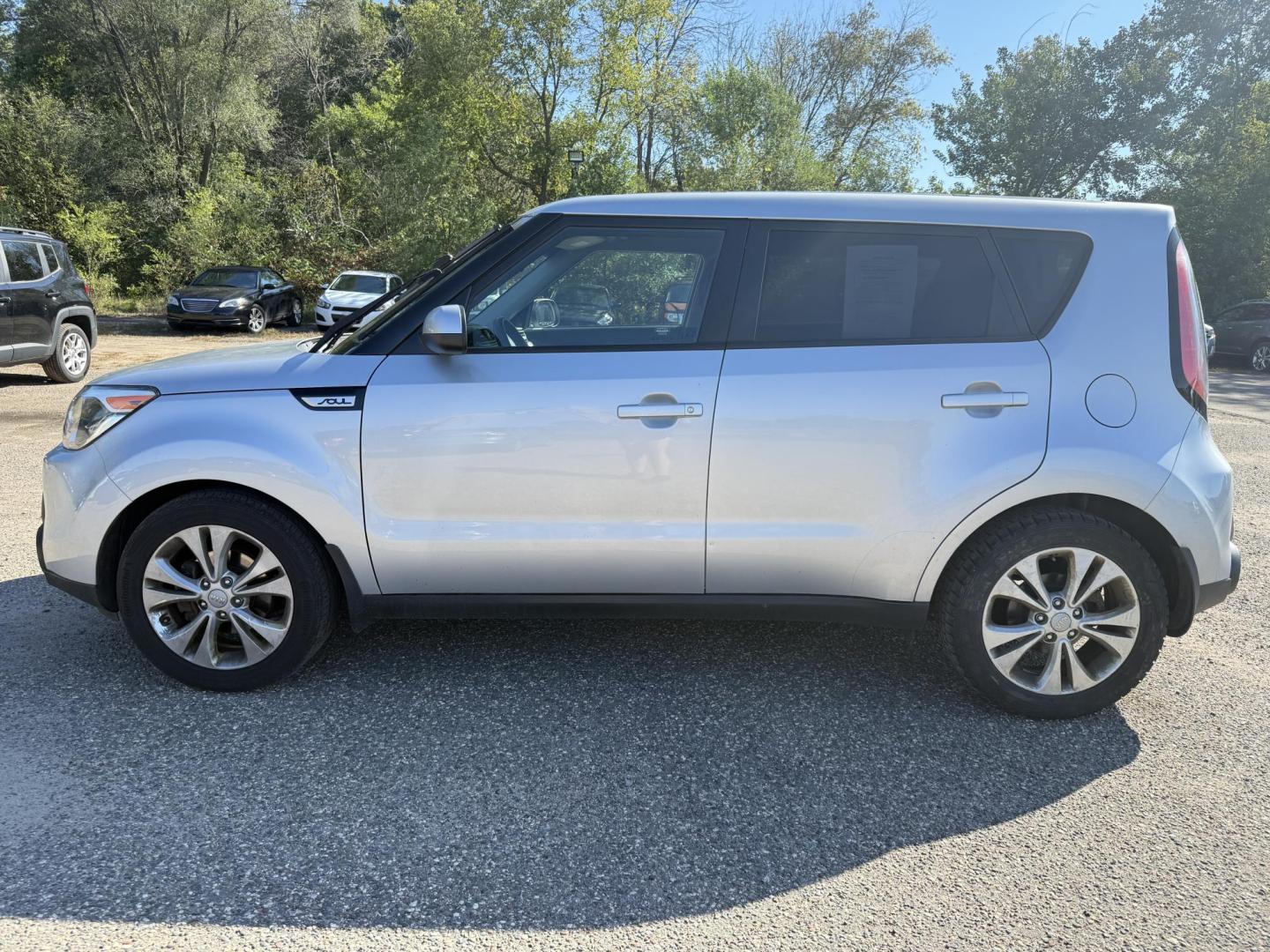 2015 Kia Soul + (KNDJP3A59F7) with an 2.0L L4 DOHC 16V engine, 6-Speed Automatic transmission, located at 17255 hwy 65 NE, Ham Lake, MN, 55304, 0.000000, 0.000000 - Photo#1