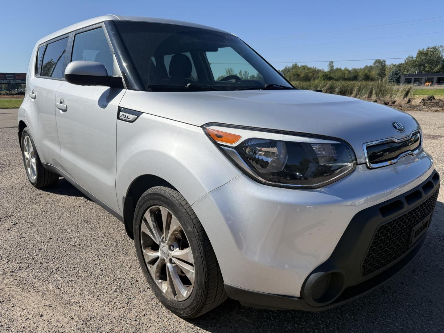 2015 Kia Soul + (KNDJP3A59F7) with an 2.0L L4 DOHC 16V engine, 6-Speed Automatic transmission, located at 17255 hwy 65 NE, Ham Lake, MN, 55304, 0.000000, 0.000000 - Photo#6