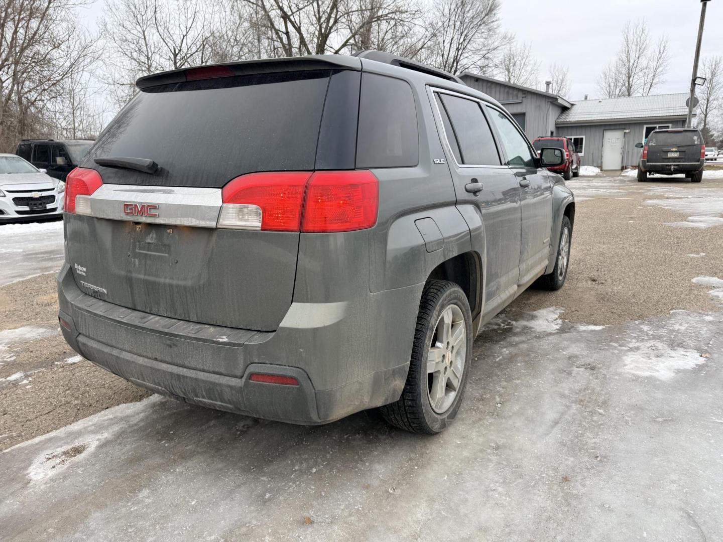 2013 GMC Terrain SLE2 FWD (2GKALSEK9D6) with an 2.4L L4 DOHC 16V FFV engine, 6-Speed Automatic transmission, located at 17255 hwy 65 NE, Ham Lake, MN, 55304, 0.000000, 0.000000 - Photo#4