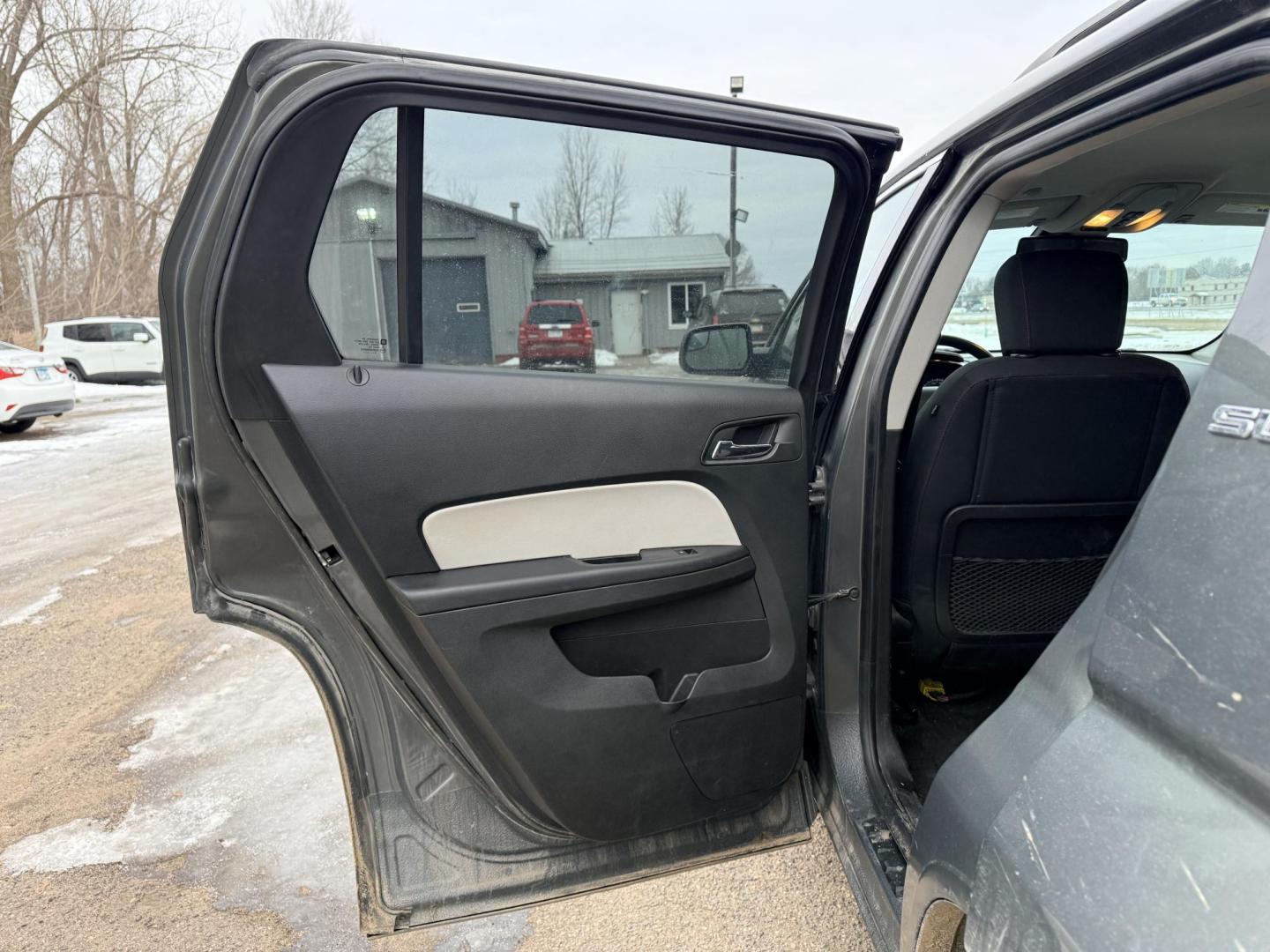 2013 GMC Terrain SLE2 FWD (2GKALSEK9D6) with an 2.4L L4 DOHC 16V FFV engine, 6-Speed Automatic transmission, located at 17255 hwy 65 NE, Ham Lake, MN, 55304, 0.000000, 0.000000 - Photo#10