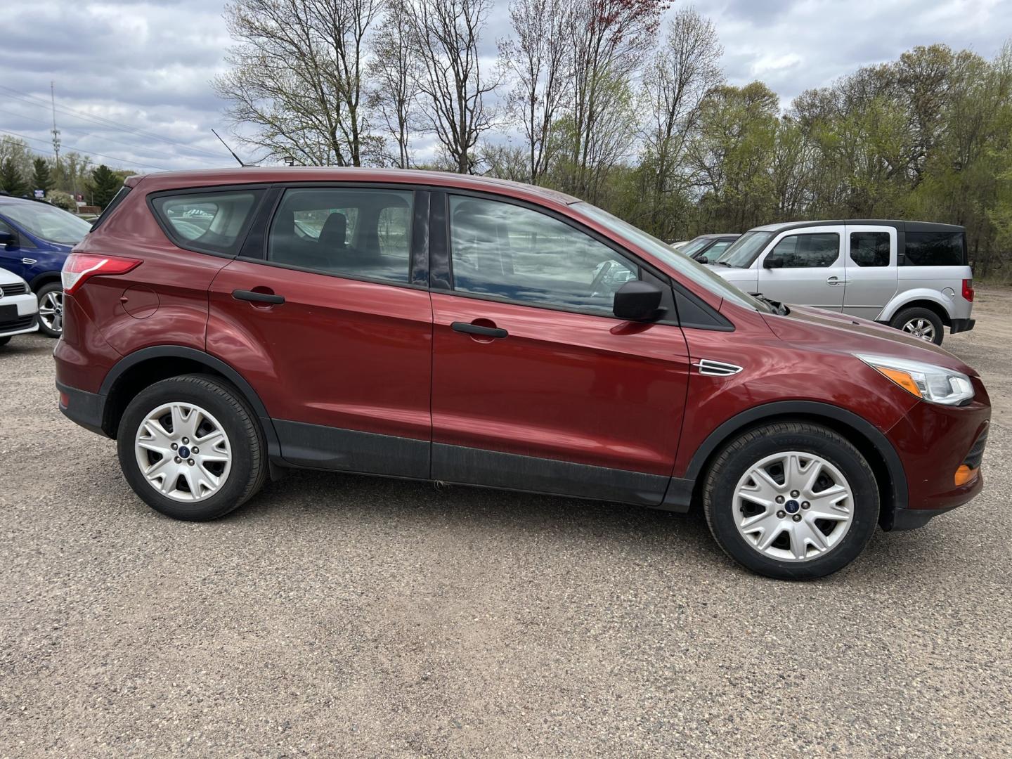 2014 Orange /Black Ford Escape S FWD (1FMCU0F79EU) with an 2.5L L4 DOHC 16V engine, 6-Speed Automatic transmission, located at 17255 hwy 65 NE, Ham Lake, MN, 55304, 0.000000, 0.000000 - Photo#3