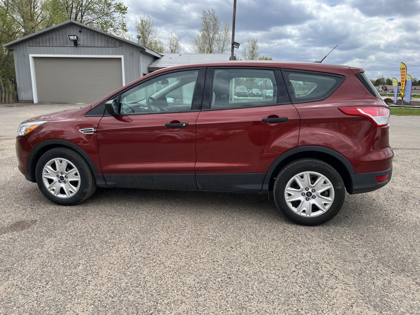 2014 Orange /Black Ford Escape S FWD (1FMCU0F79EU) with an 2.5L L4 DOHC 16V engine, 6-Speed Automatic transmission, located at 17255 hwy 65 NE, Ham Lake, MN, 55304, 0.000000, 0.000000 - Photo#7