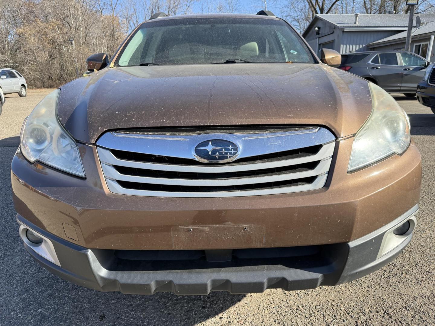 2011 Subaru Outback 2.5i Premium (4S4BRCBC1B3) with an 2.5L H4 DOHC 16V engine, Continuously Variable Transmisson transmission, located at 17255 hwy 65 NE, Ham Lake, MN, 55304, 0.000000, 0.000000 - Photo#7