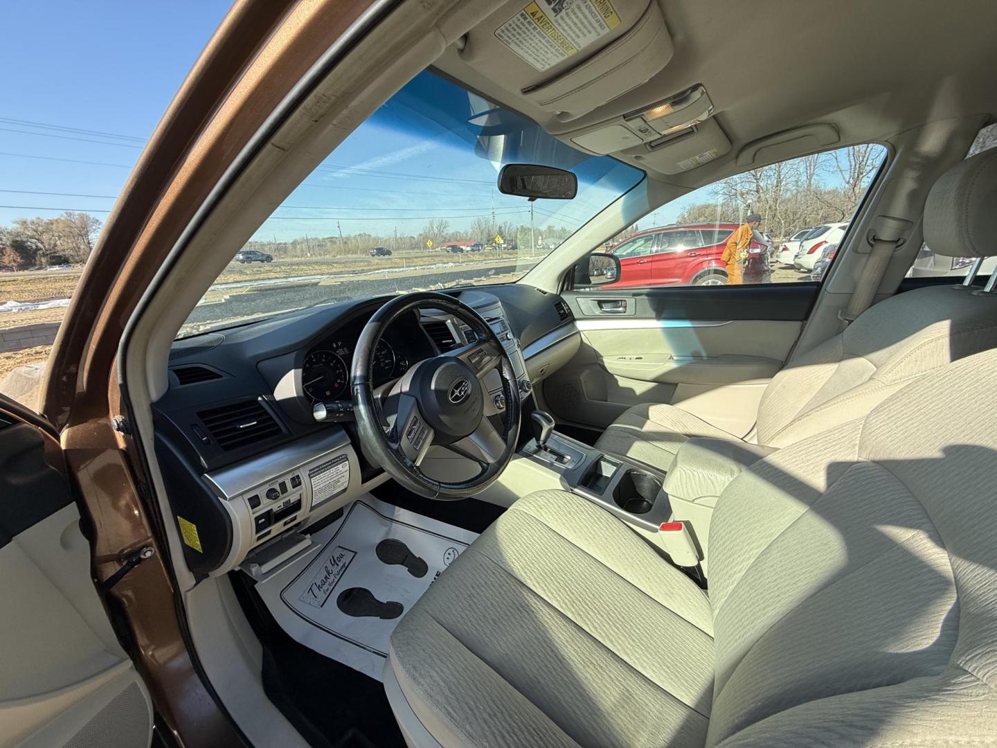 2011 Subaru Outback 2.5i Premium (4S4BRCBC1B3) with an 2.5L H4 DOHC 16V engine, Continuously Variable Transmisson transmission, located at 17255 hwy 65 NE, Ham Lake, MN, 55304, 0.000000, 0.000000 - Photo#9